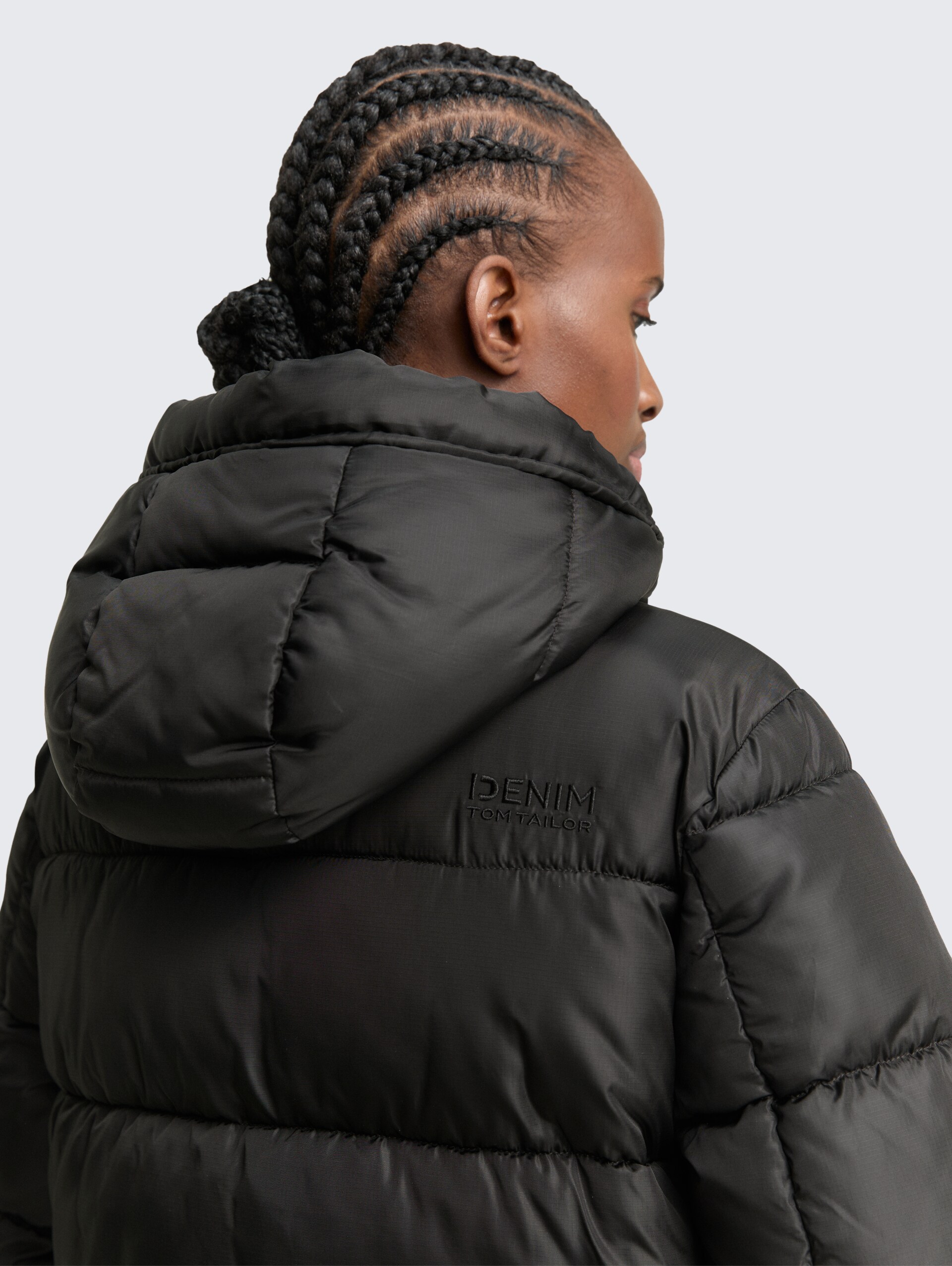 Puffer-Mantel mit Kapuze - deep black - Detail-Model-Ansicht