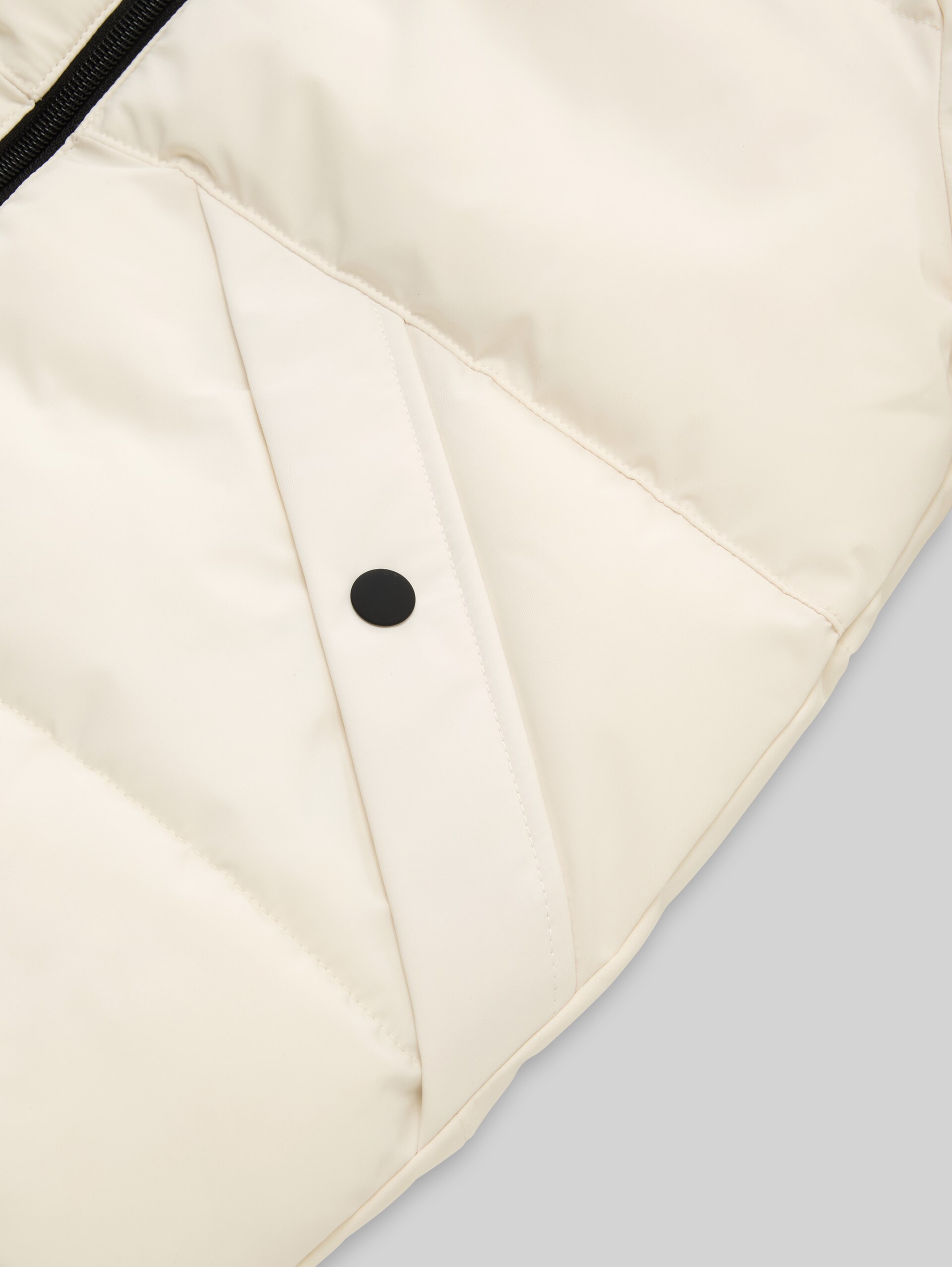 Puffer jacket with detachable hood - soft neutral beige - Detail model view