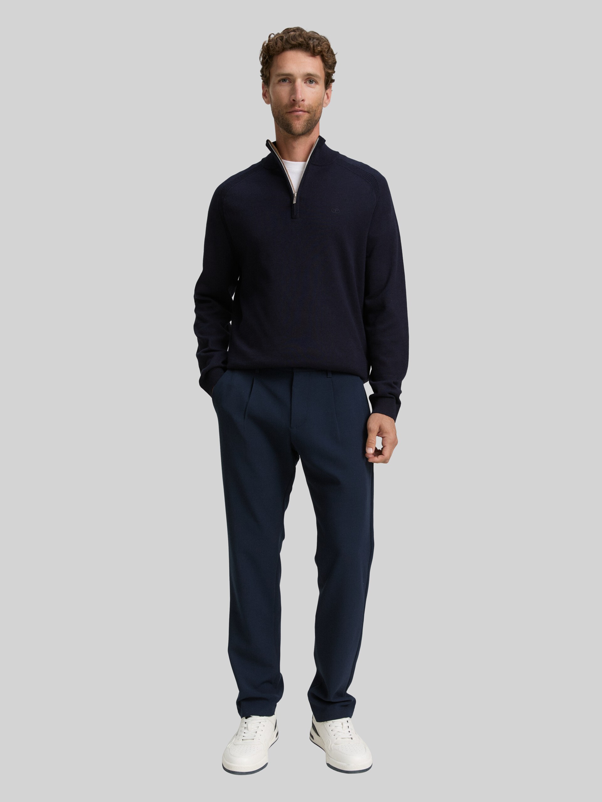 Troyer knitted jumper with logo embroidery - Knitted Navy Melange - Model front view