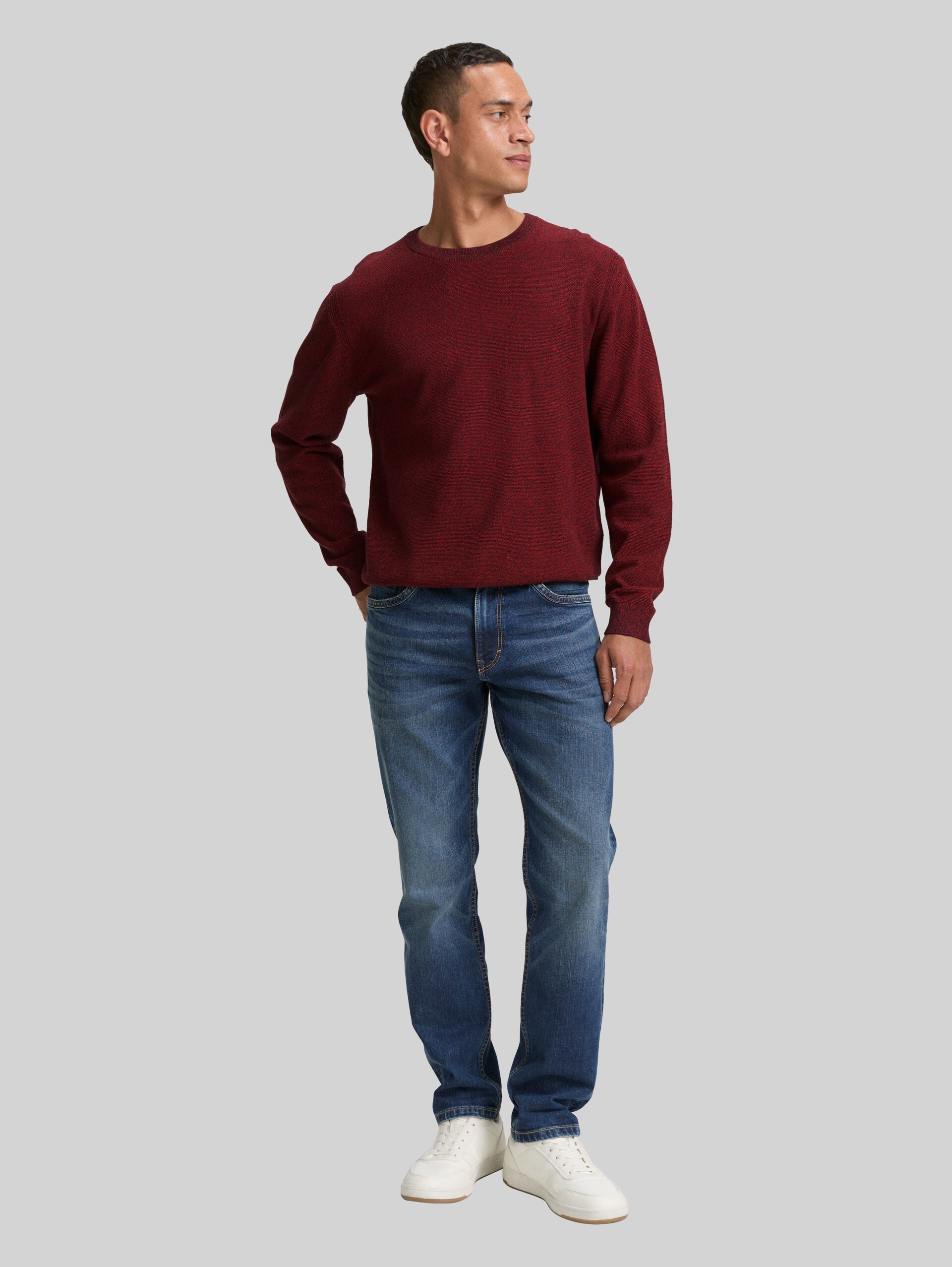 Cotton knit jumper - samba red navy twotone - Model front view