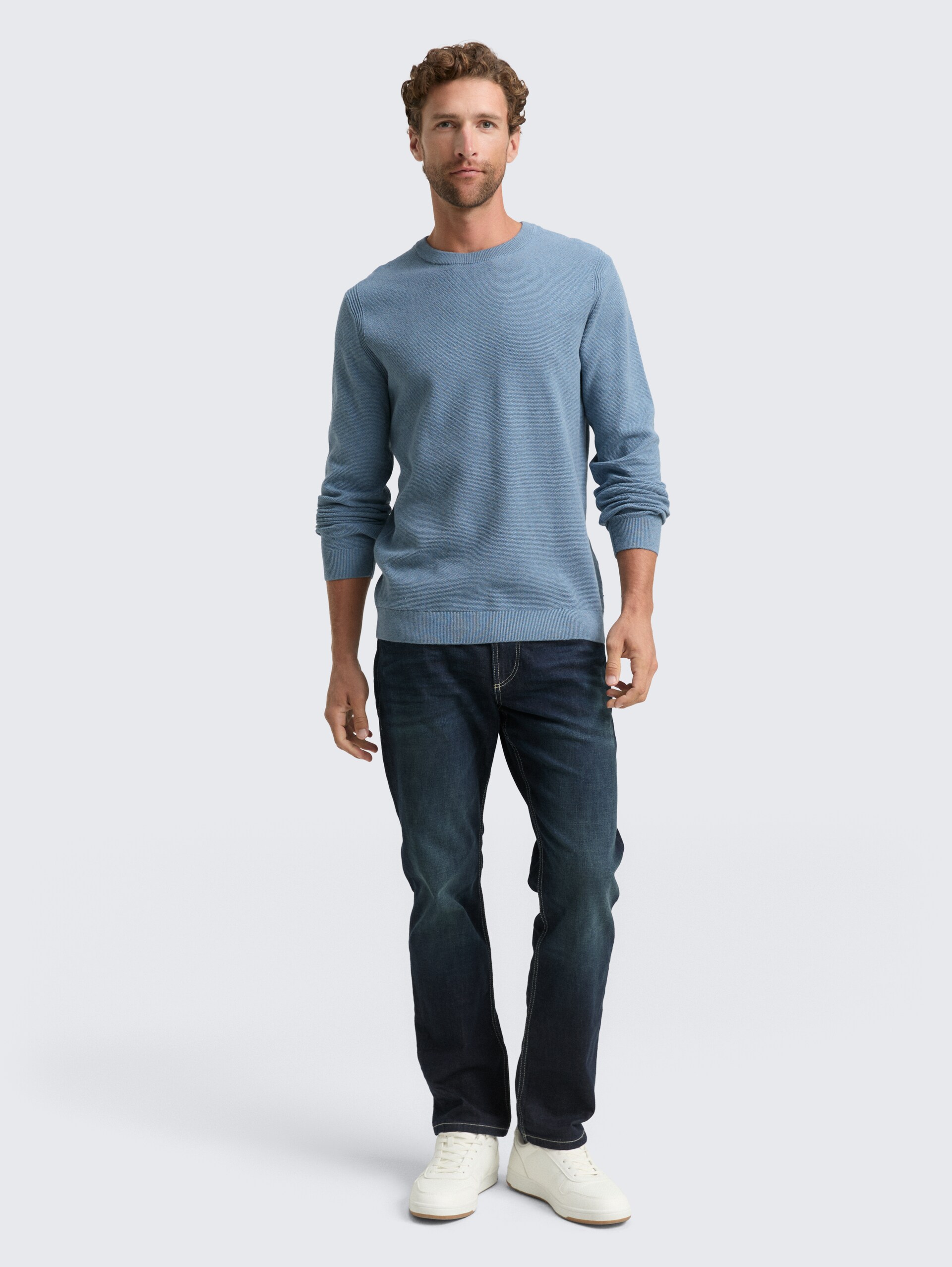 Strickpullover aus Baumwolle - faded blue melange - Model-Vorderansicht