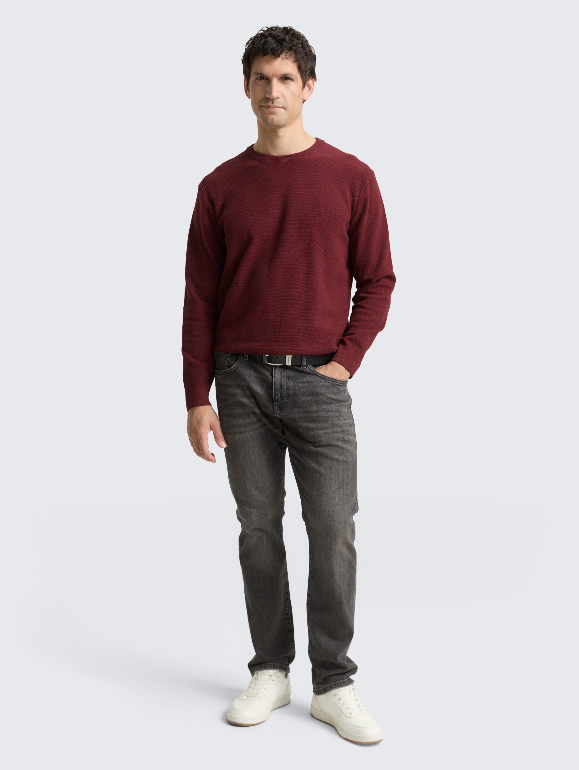 Strickpullover aus Baumwolle - bordeaux melange - Model-Vorderansicht