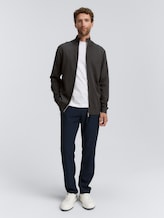 Strickjacke mit Stehkragen - Black Grey Melange - Model-Vorderansicht