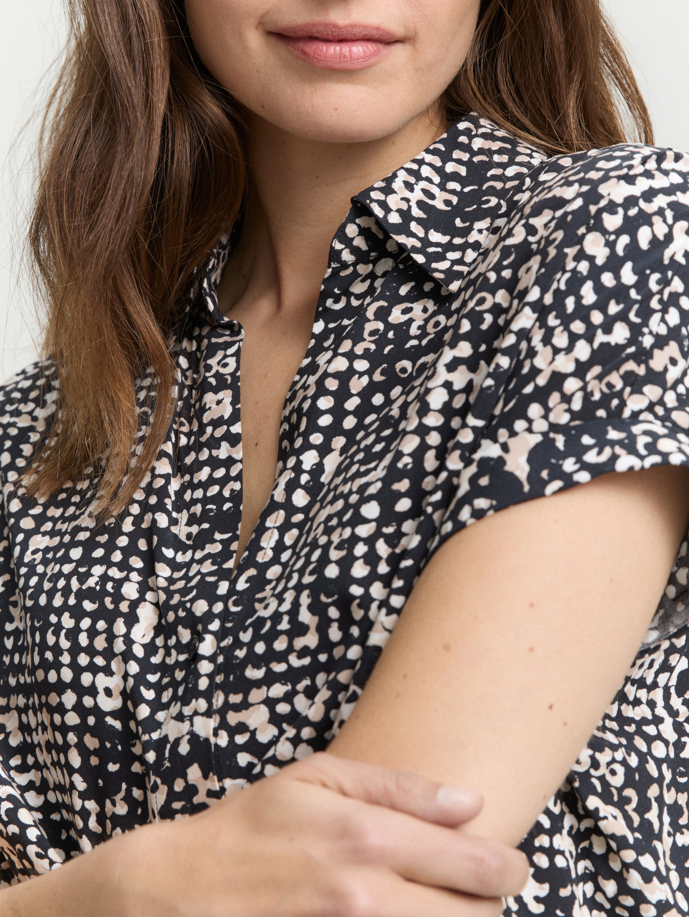 Blouse met patroon - navy_abstract_dot_design - 