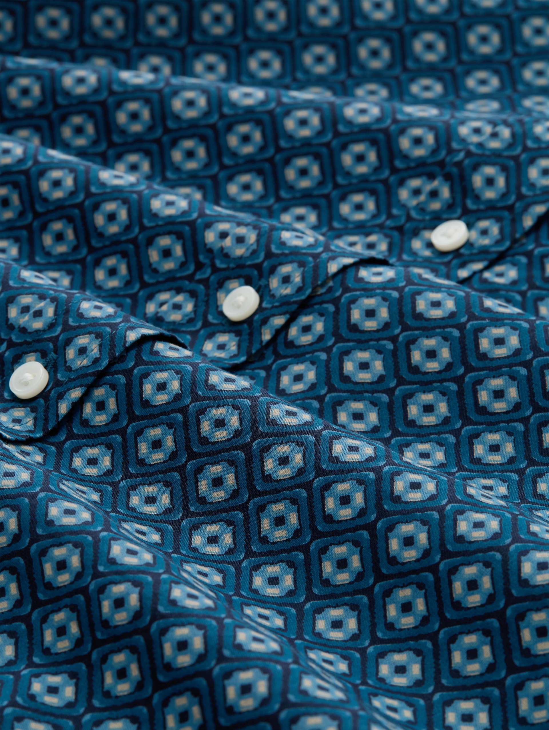 Hemdbluse mit Muster - teal geometric minimal design - Material-Ansicht