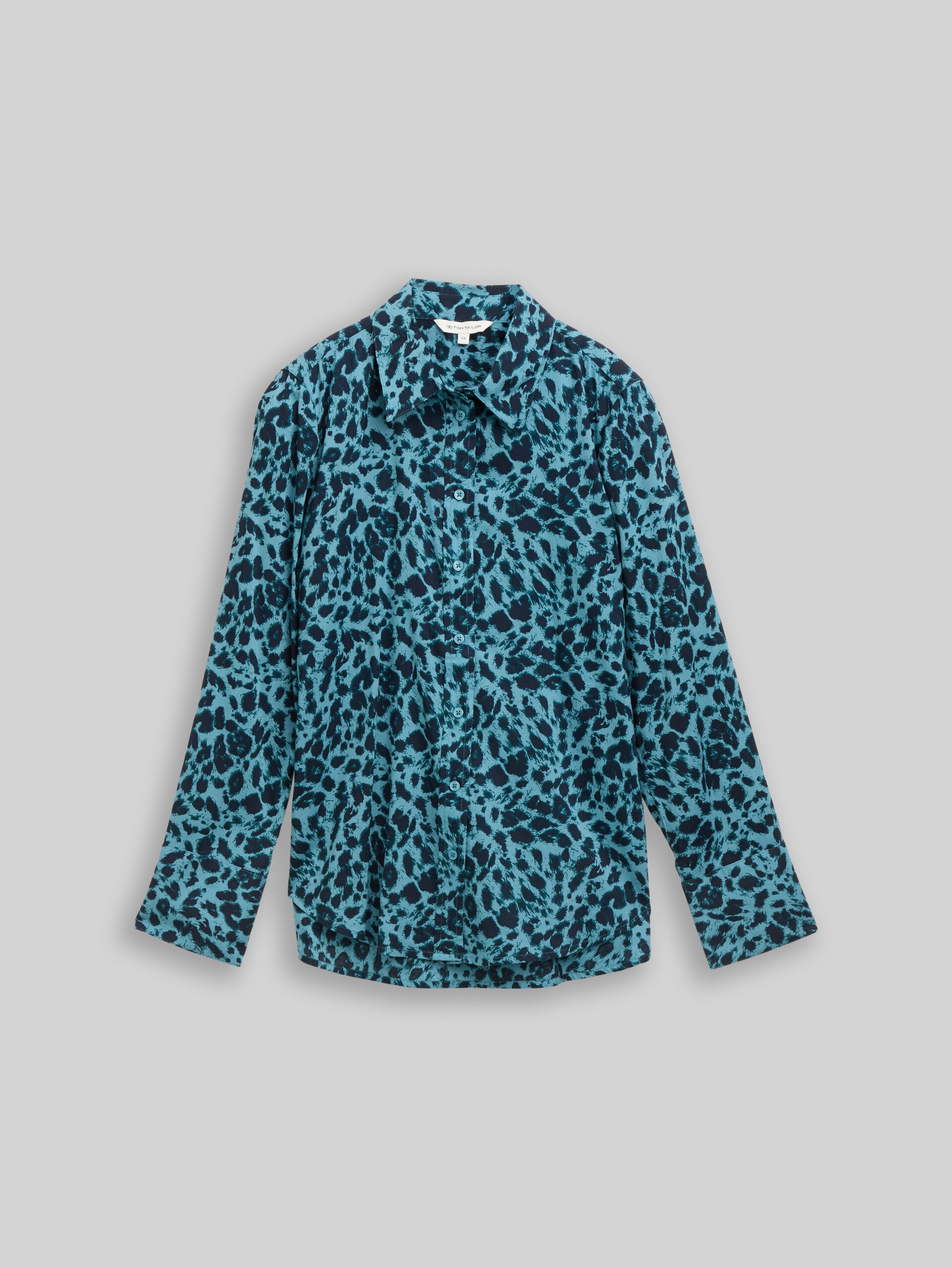 Hemdbluse mit Muster - blue black small leo print - Vorder-Produkt-Ansicht