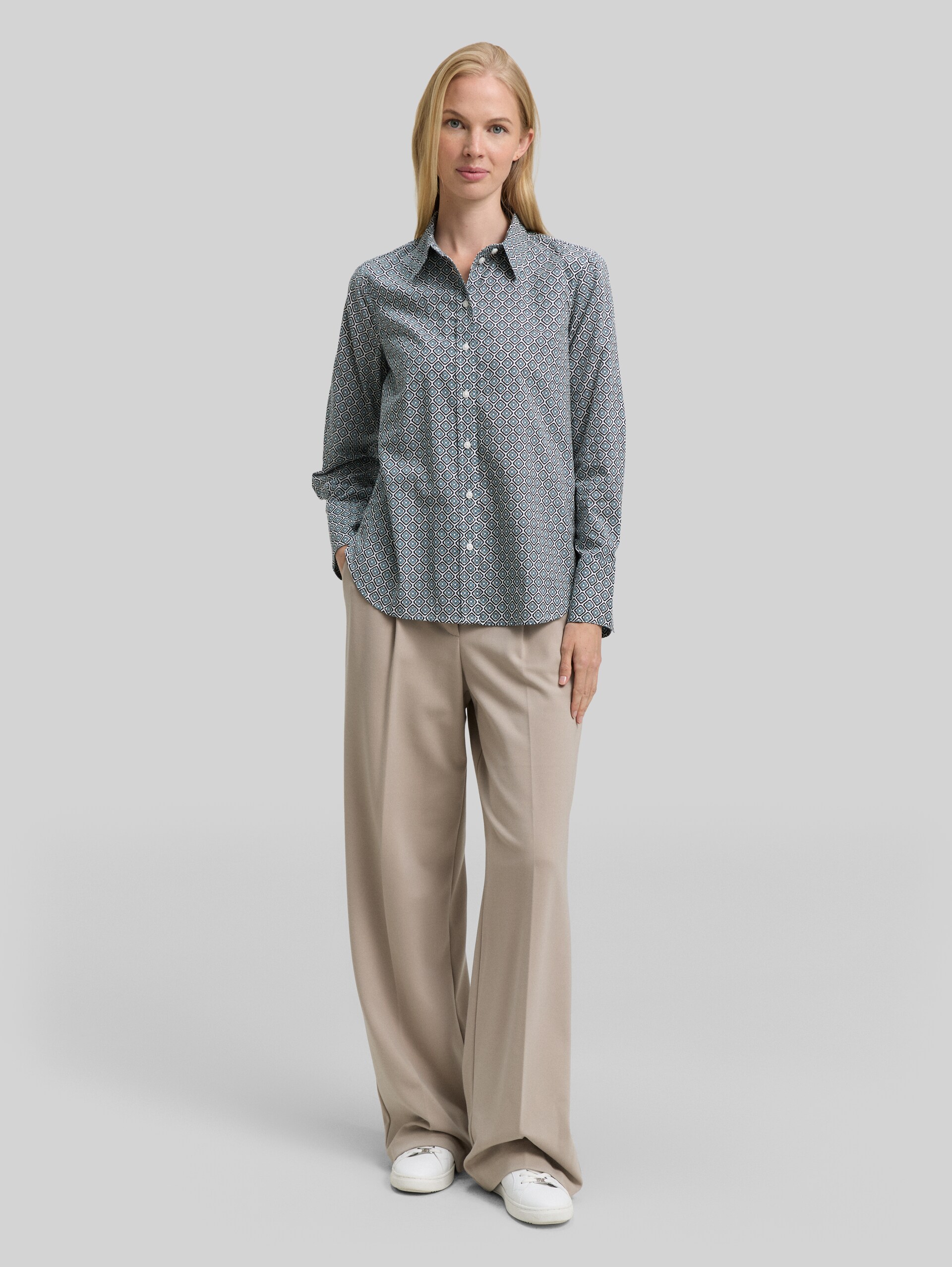 Shirt blouse with pattern - teal offwhite geometric design - Model front view