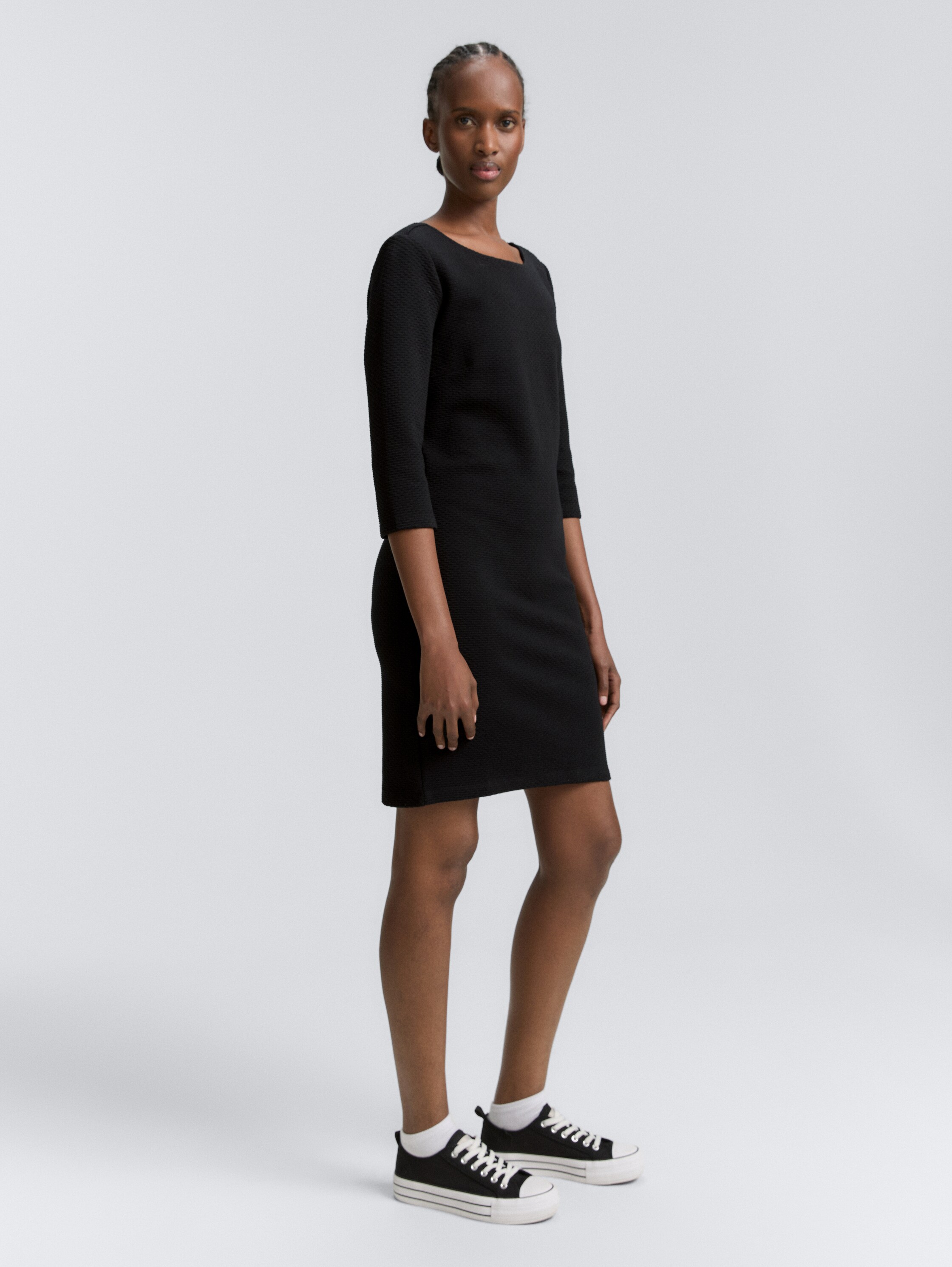 Jacquard mini jurk - deep black - zijaanzicht model