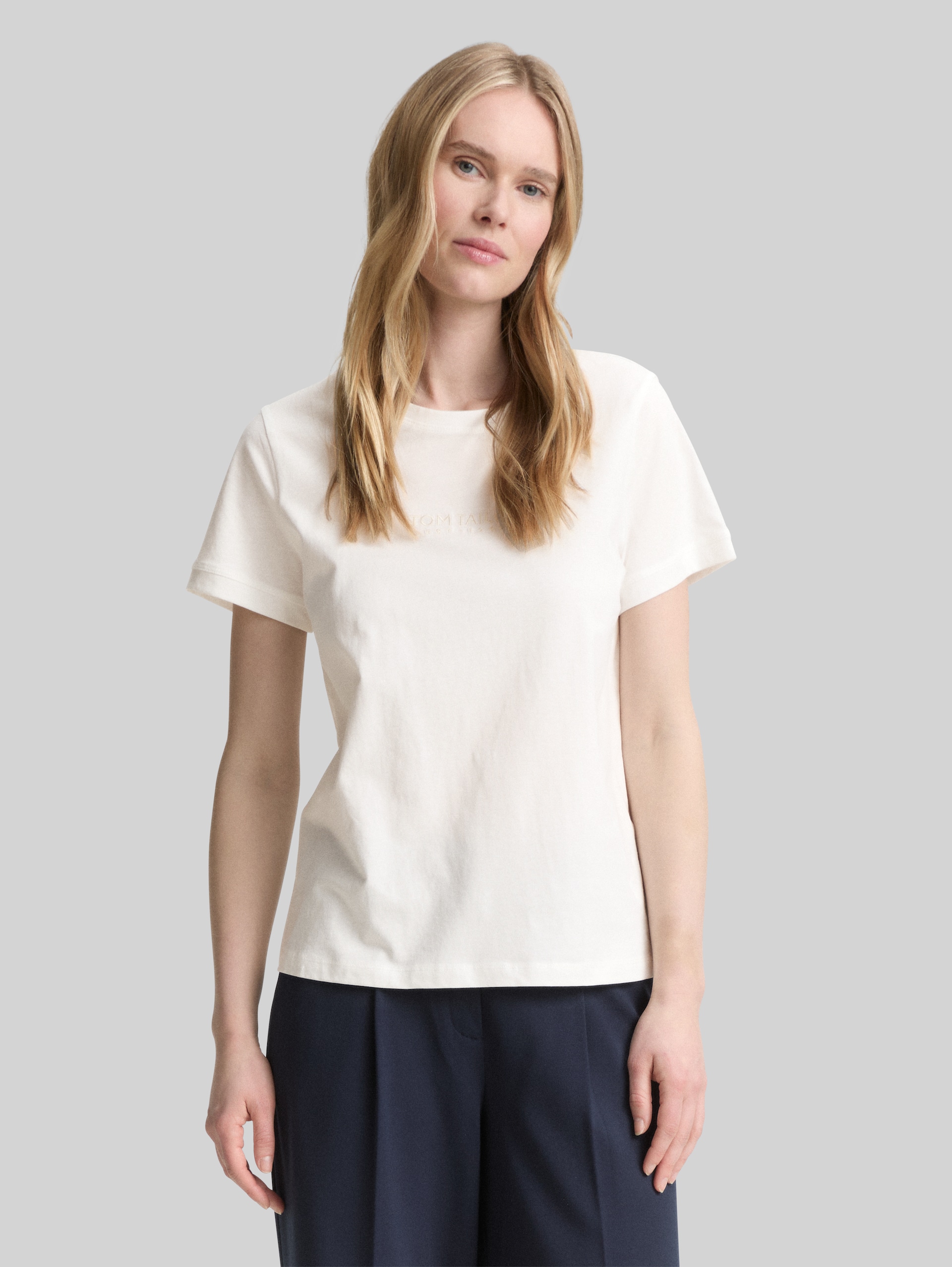Slim Fit T-Shirt im 2er-Pack - sky captain blue - Ausschnitt Model-Vorderansicht