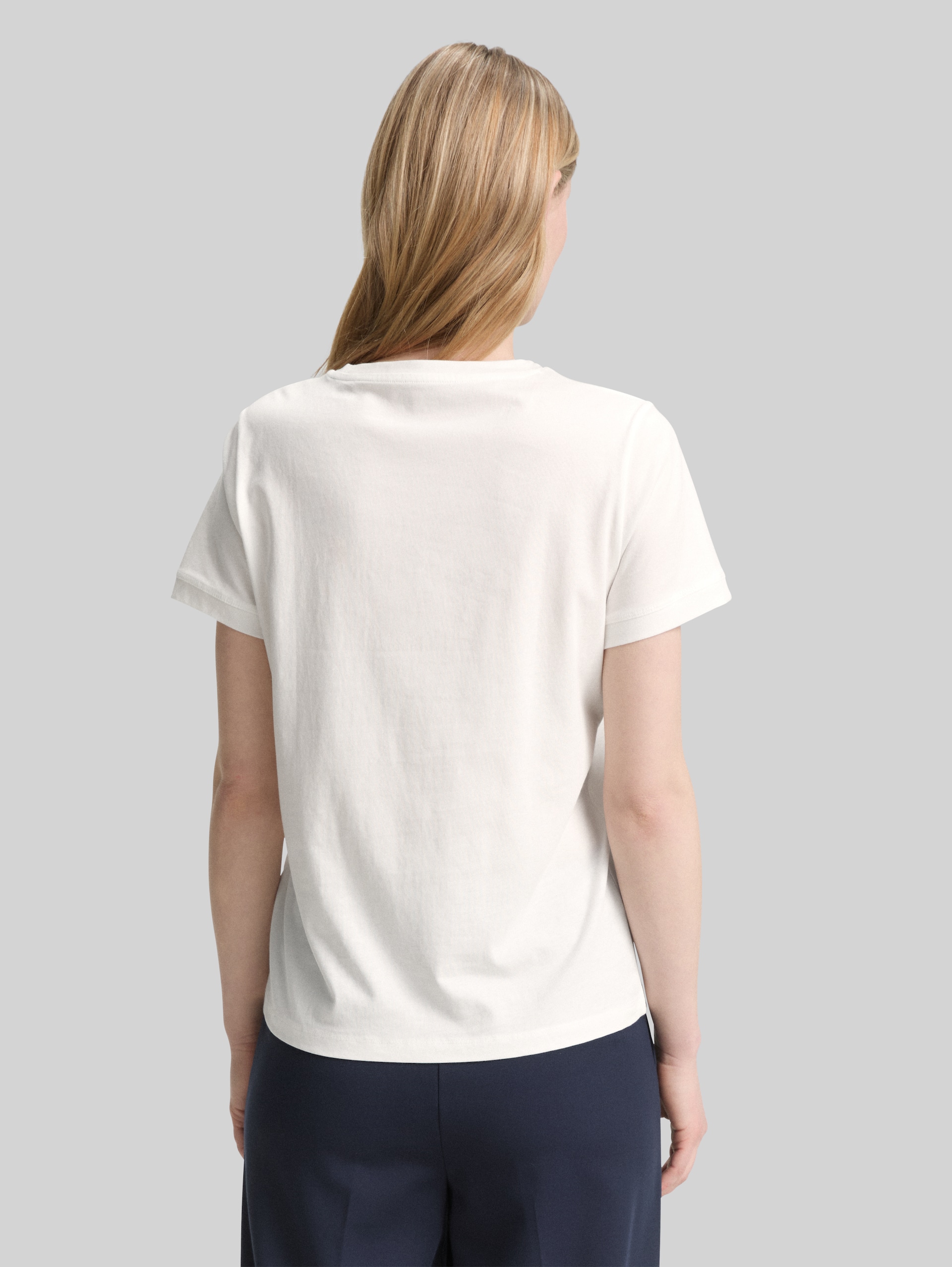 Slim Fit T-Shirt im 2er-Pack - sky captain blue - Auschnitt Model-Rückansicht