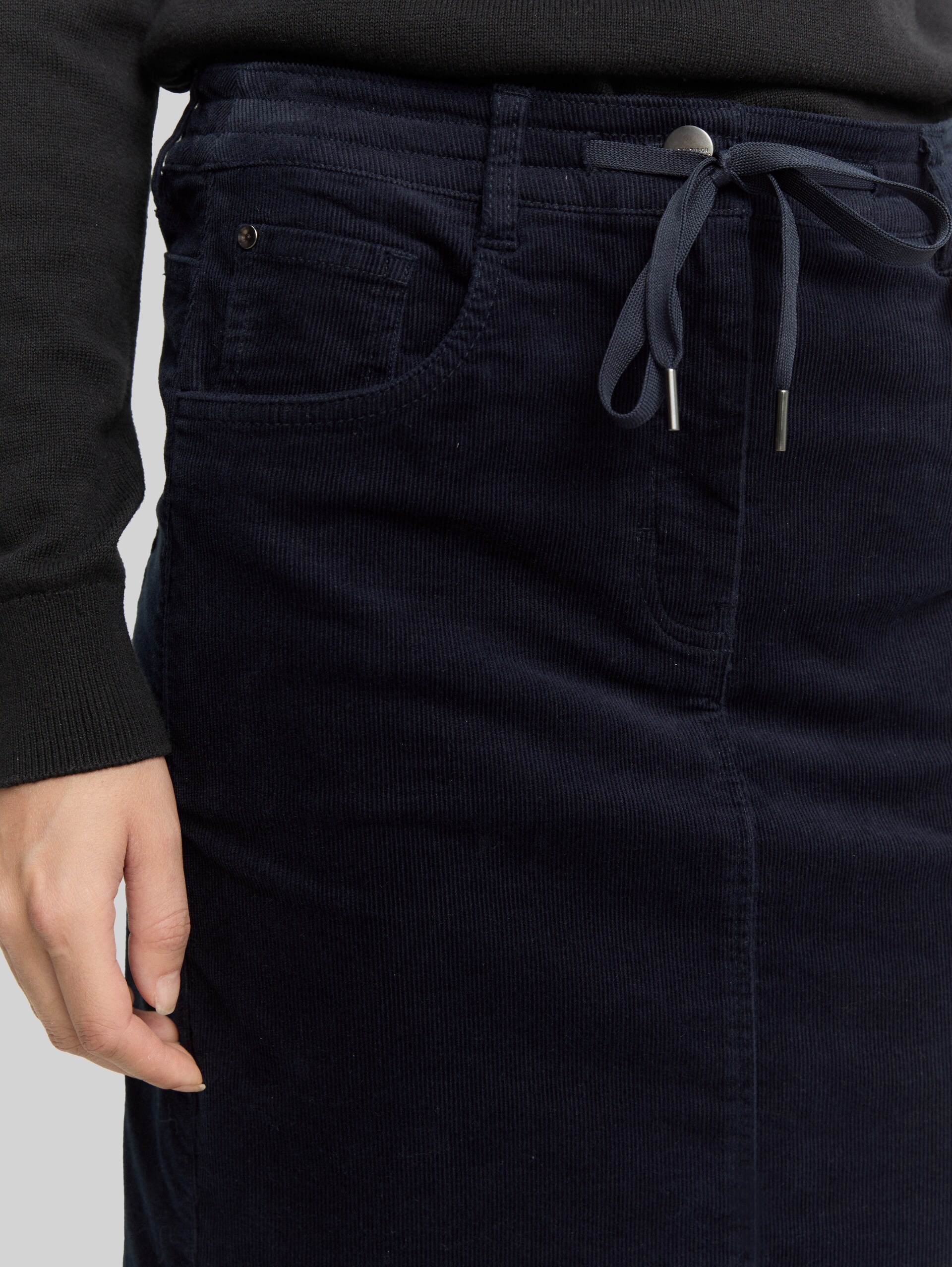 Corduroy skirt with drawstring - Lunar Eclipse - Detail model view