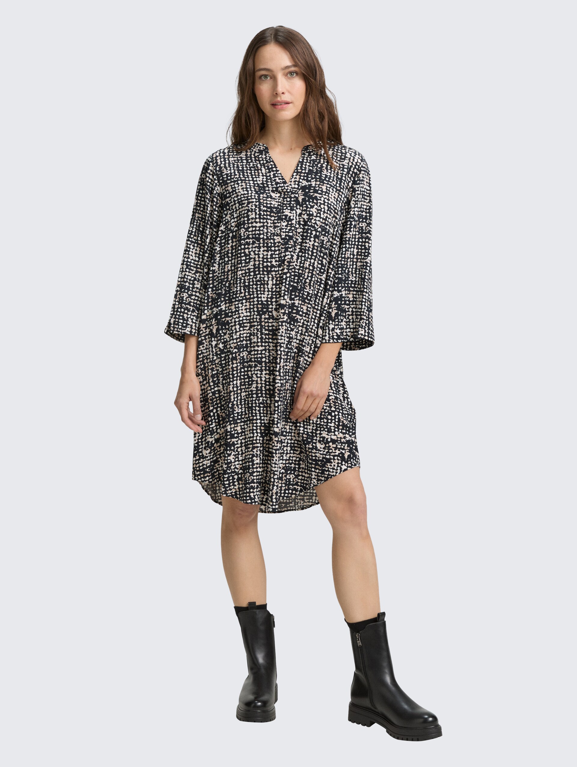 Kleid mit Muster - navy abstract dot design - Model-Vorderansicht