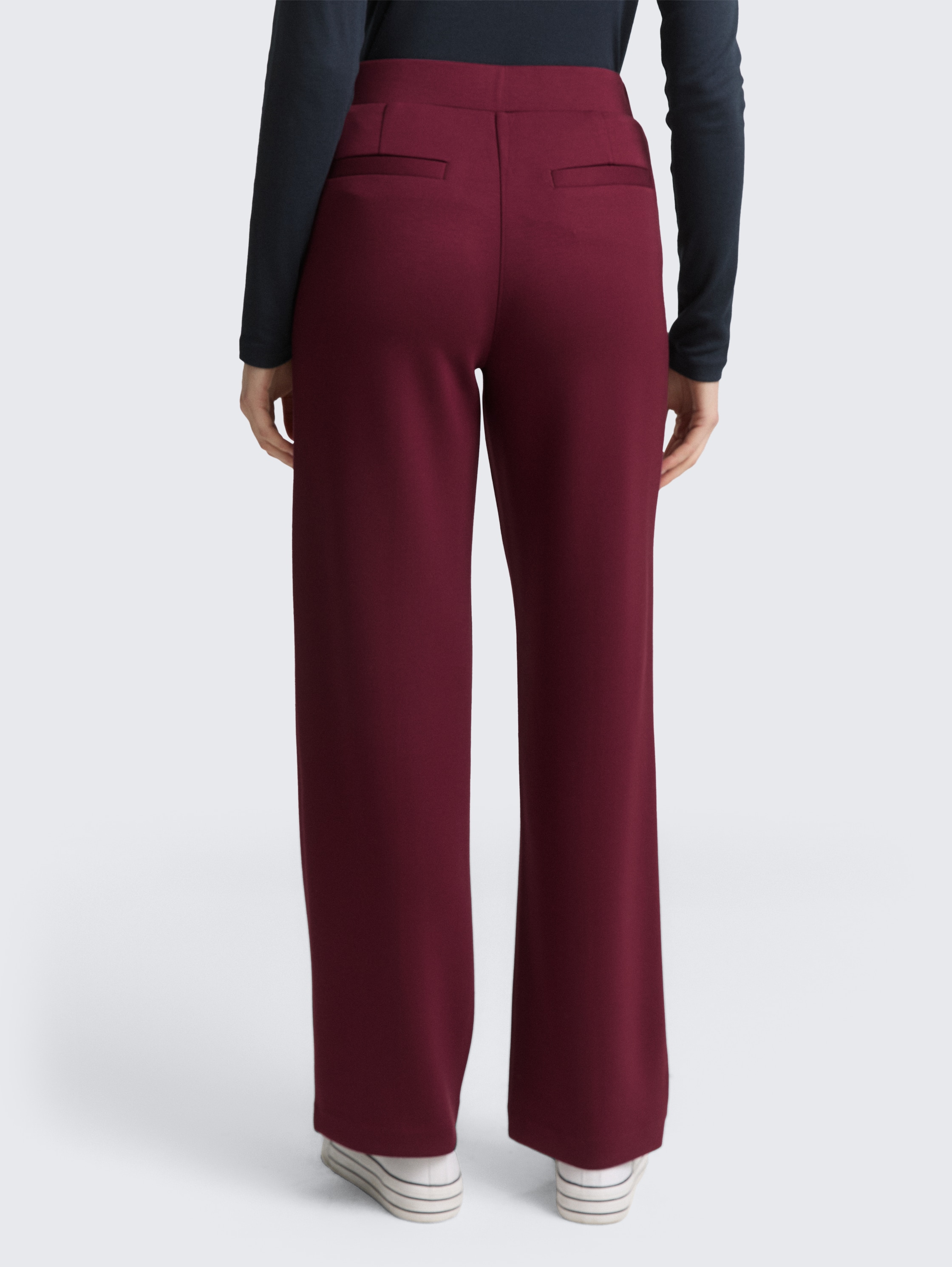 Loose Straight Scuba Hose - bordeaux red - Auschnitt Model-Rückansicht