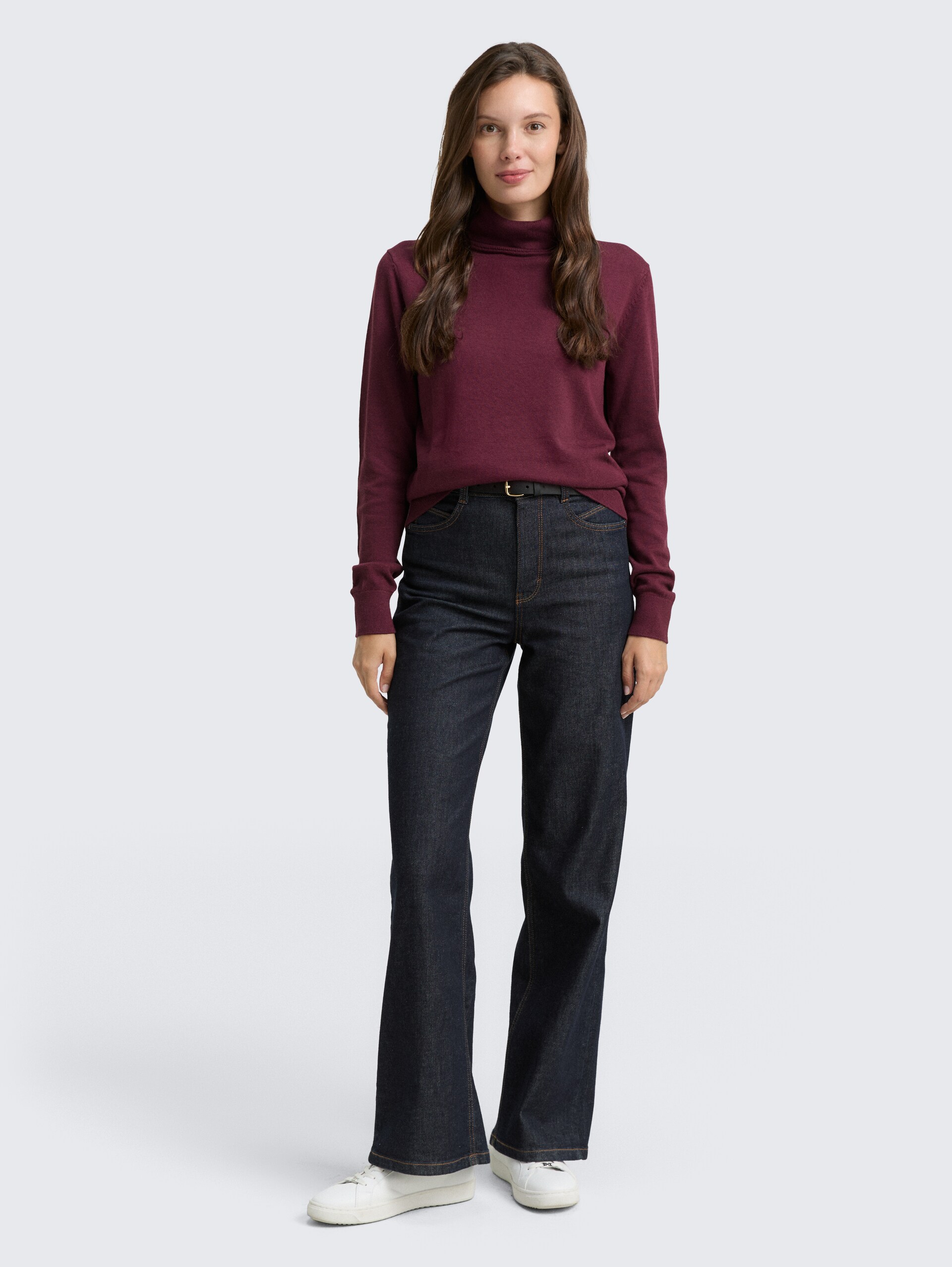 Basic Rollkragenpullover - bordeaux red - Model-Vorderansicht