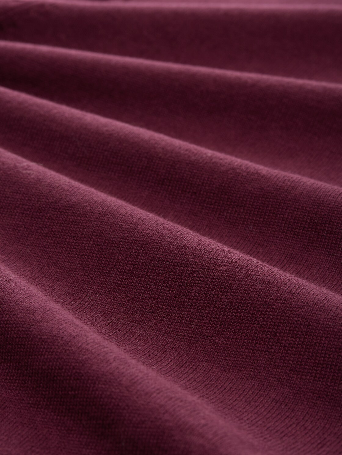 Basic Rollkragenpullover - bordeaux red - Material-Ansicht