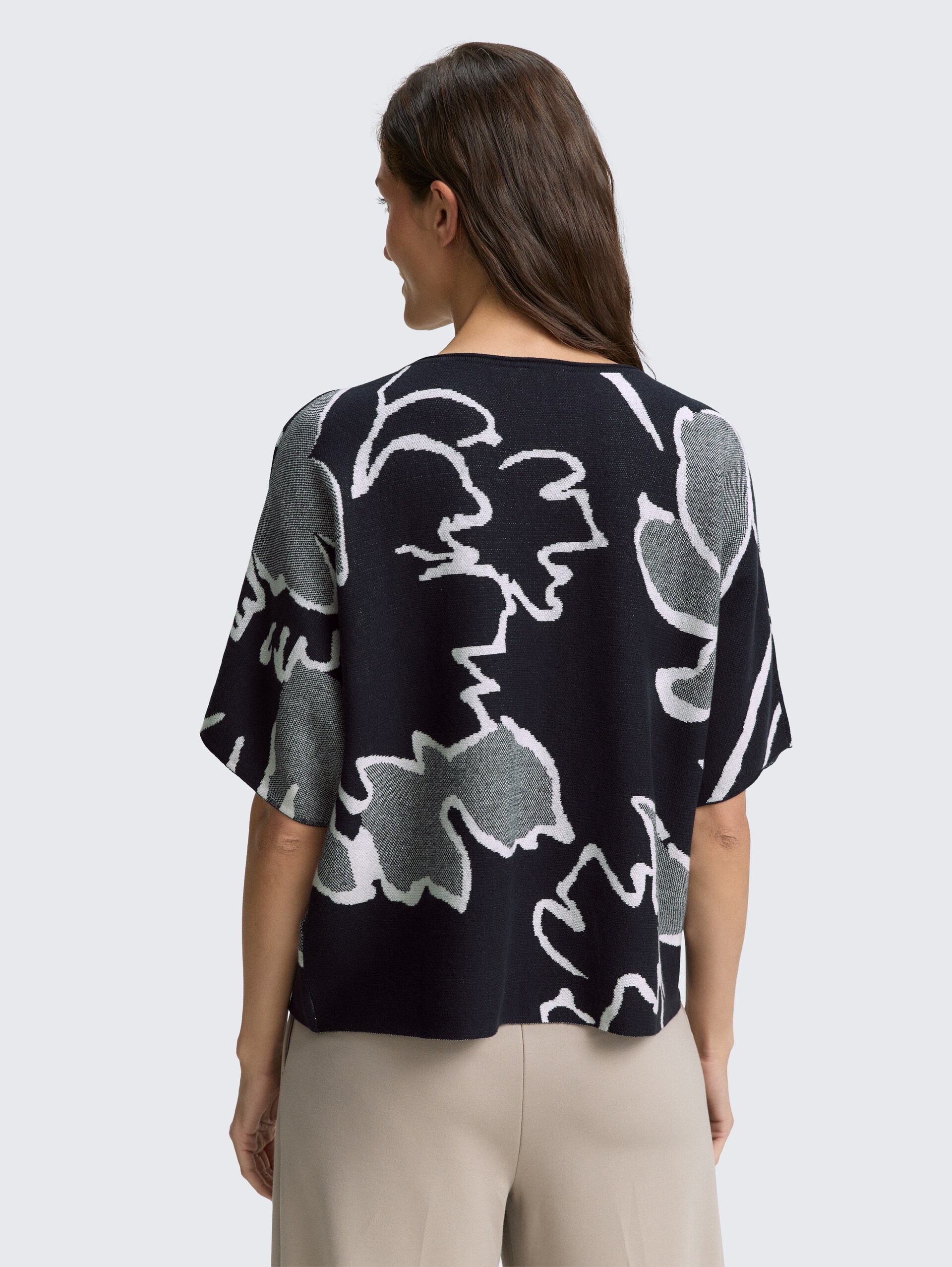 Loose Fit Strickpullover mit Muster - floral knit jacquard design