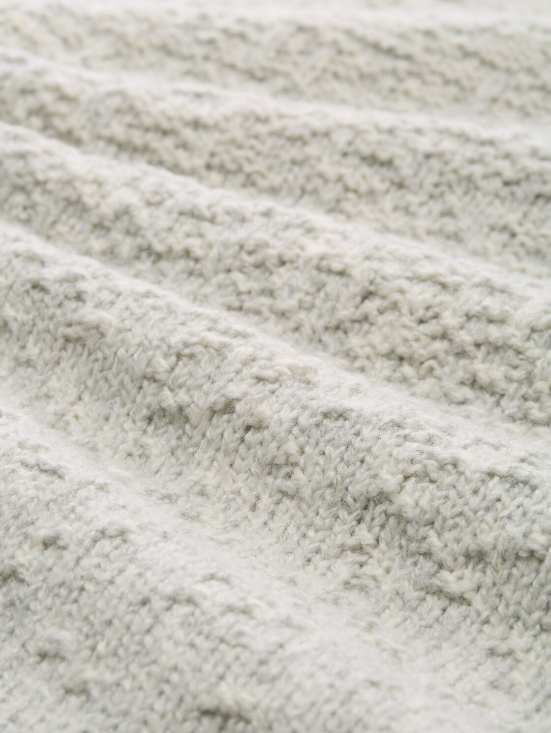 Strickpullover mit Struktur - grey gradient knit - Material-Ansicht