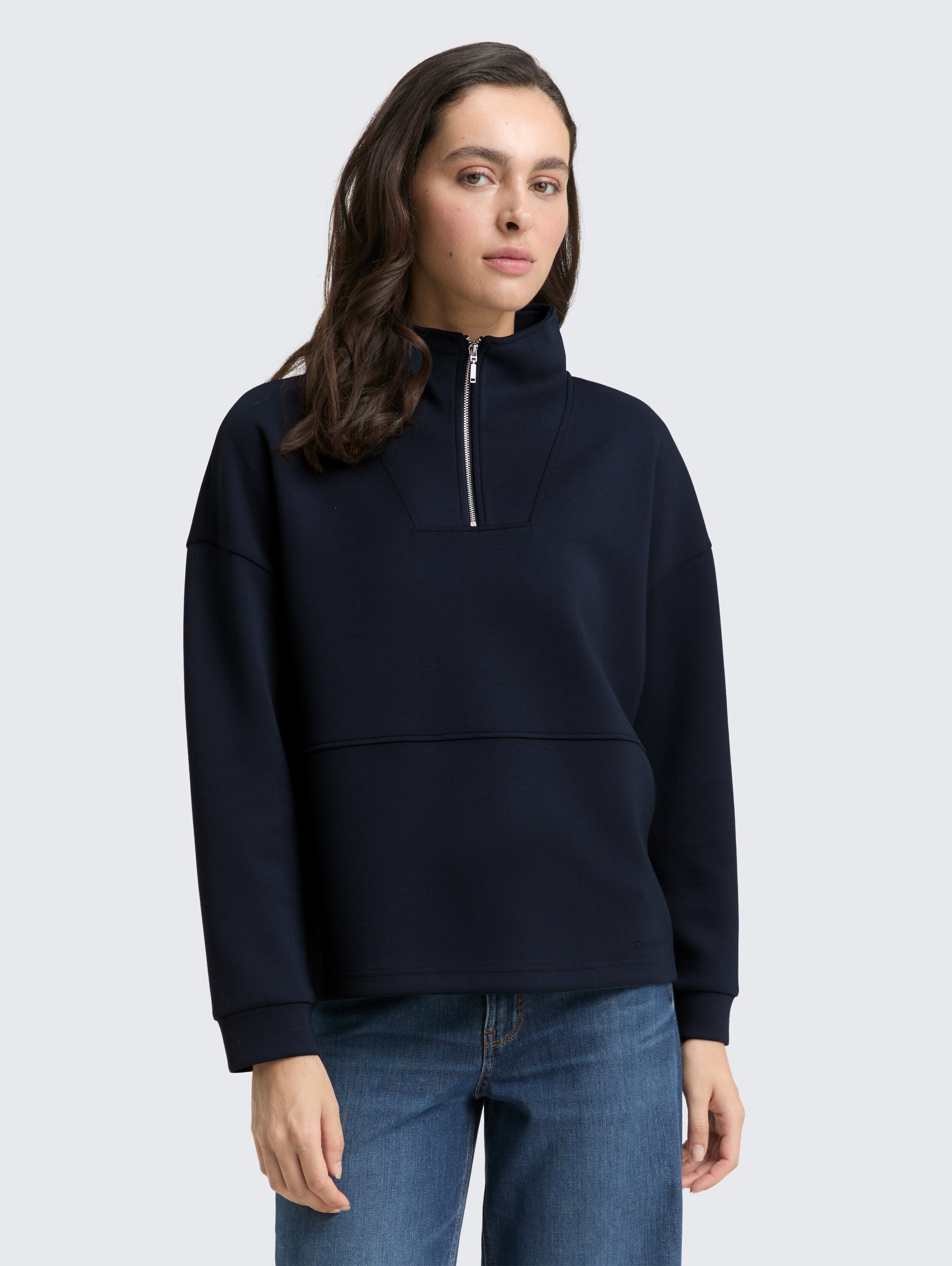 Scuba Troyer Sweatshirt - Lunar Eclipse - Nek model vooraanzicht