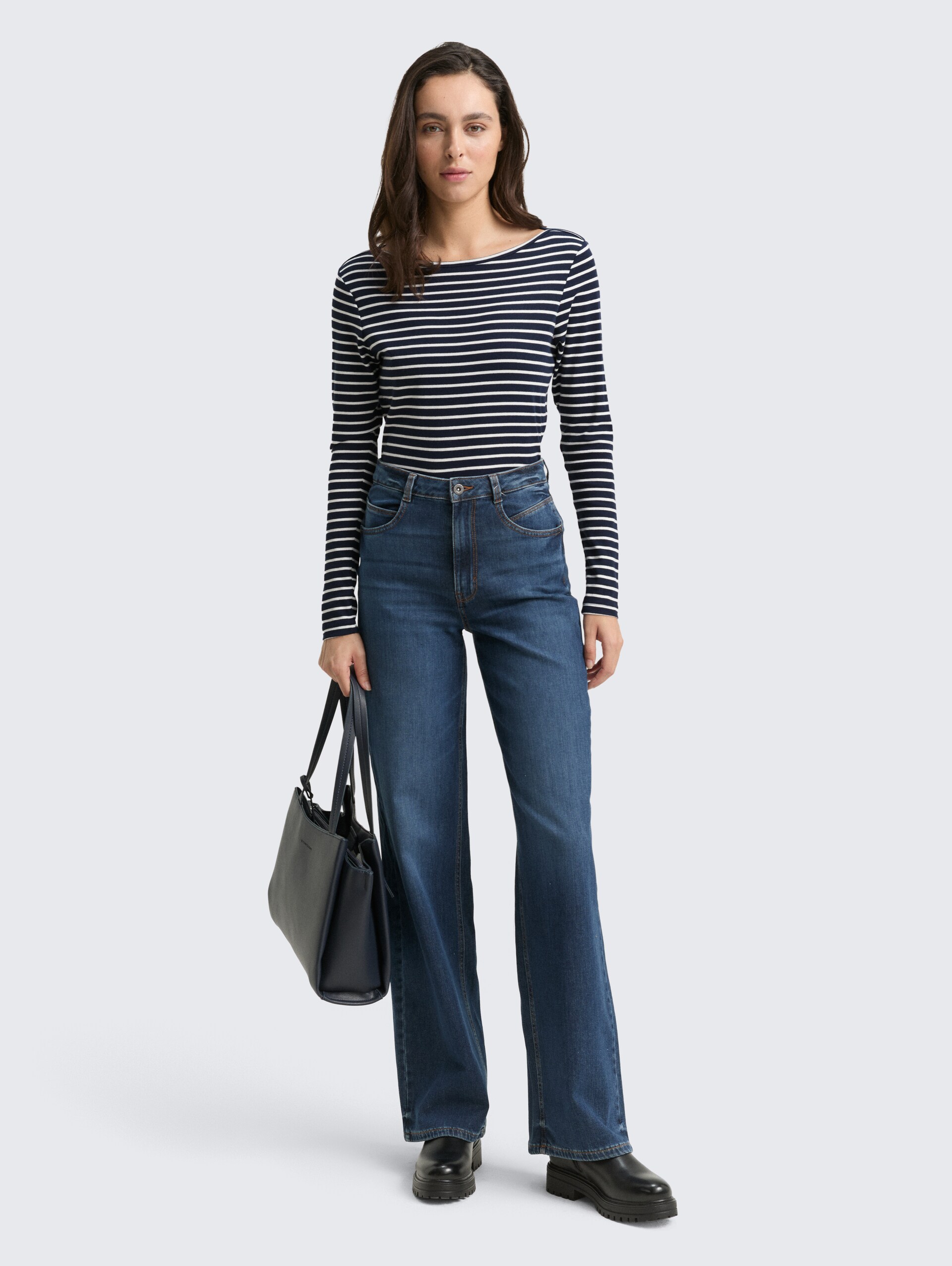 Langarmshirt mit Streifenmuster - navy offwhite tee stripe - Model-Vorderansicht
