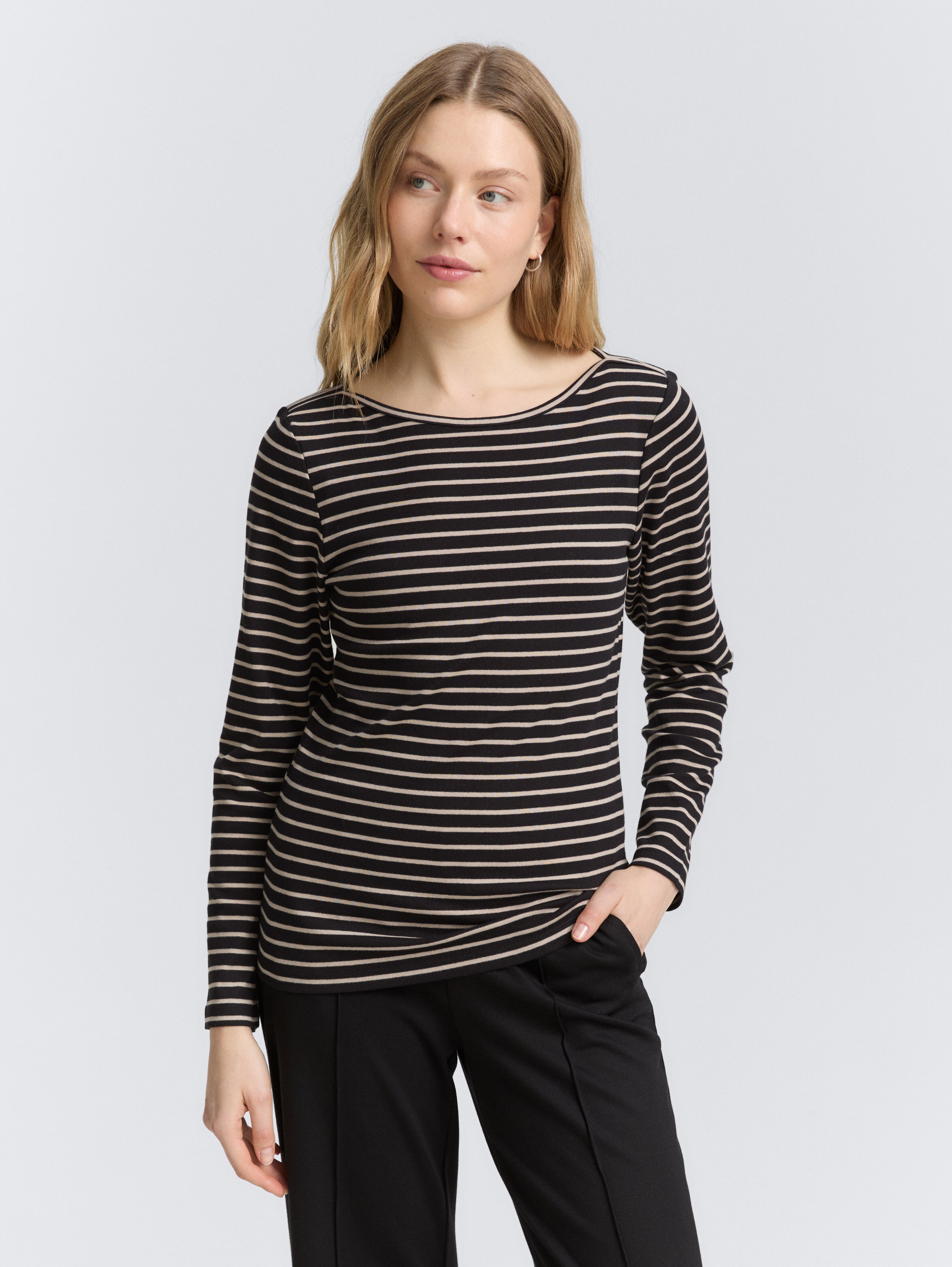 Langarmshirt mit Streifenmuster von Women, black taupe tee stripe
