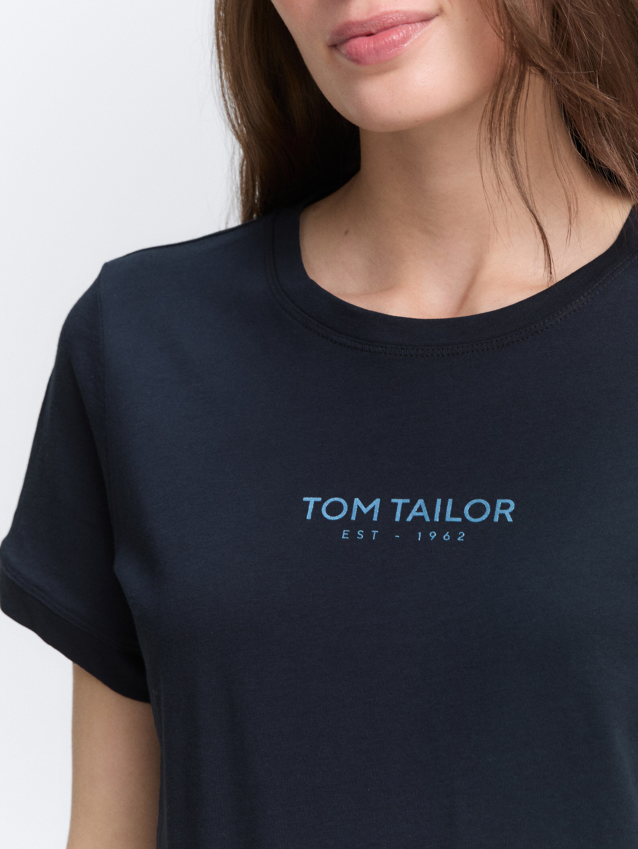 T-shirt met logo-print - Lunar Eclipse - Detailaanzicht model