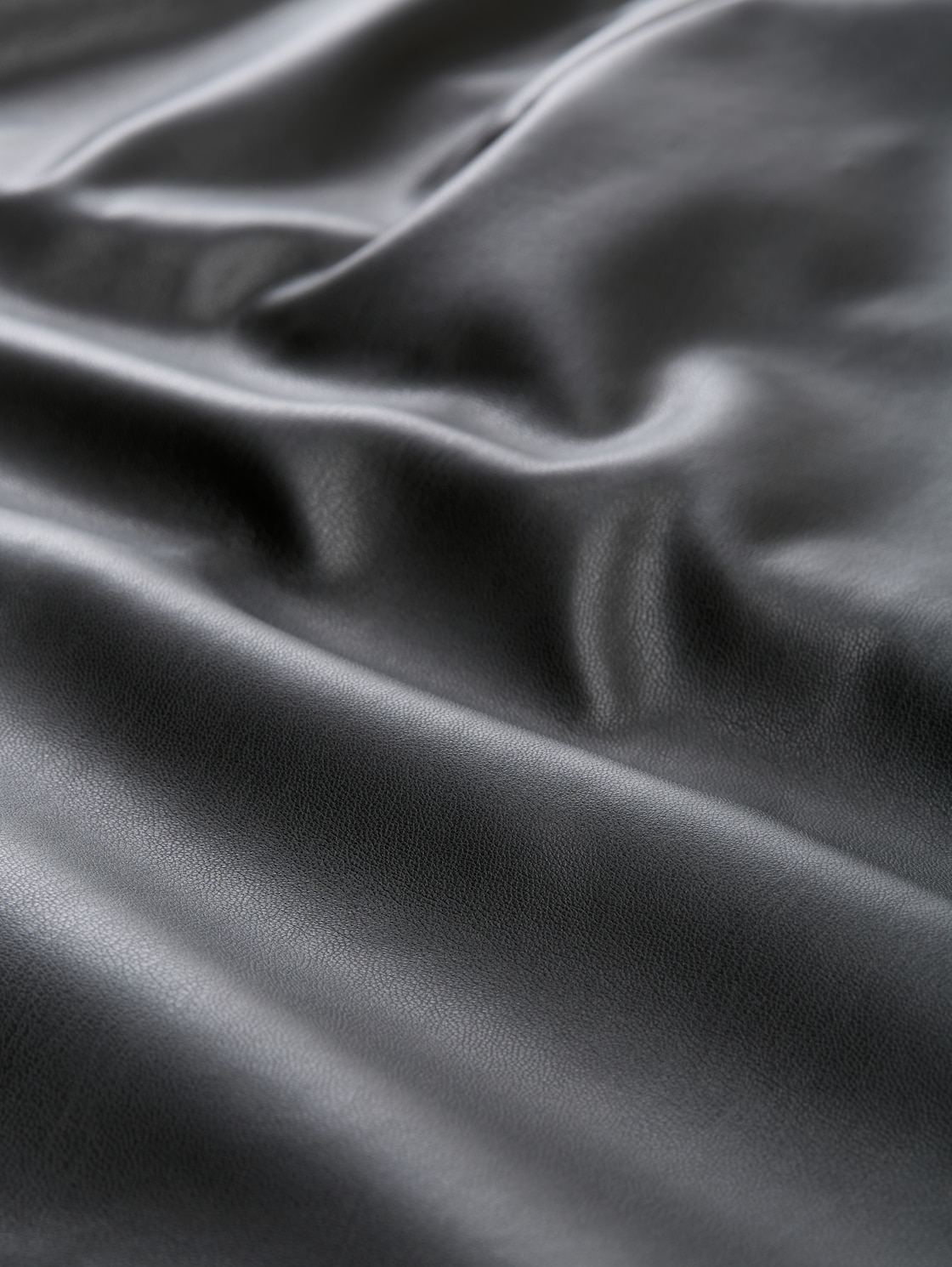 Mini-Rock in Leder-Optik - deep black - Material-Ansicht