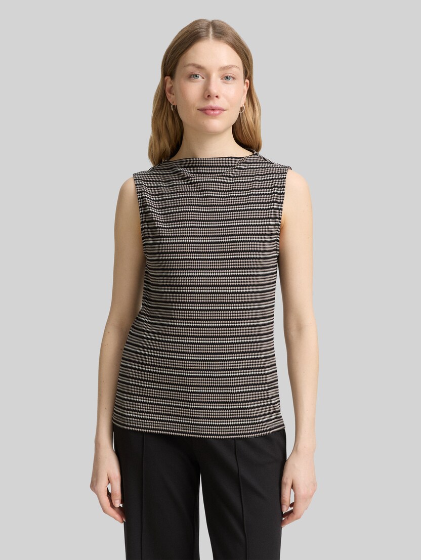 Jacquard top met opstaande kraag door Women, black knit structure stripe
