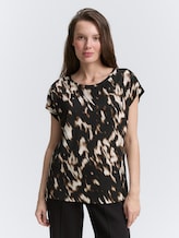 T-shirt avec motif - blurry animal design - Découpe Vue de face du modèle