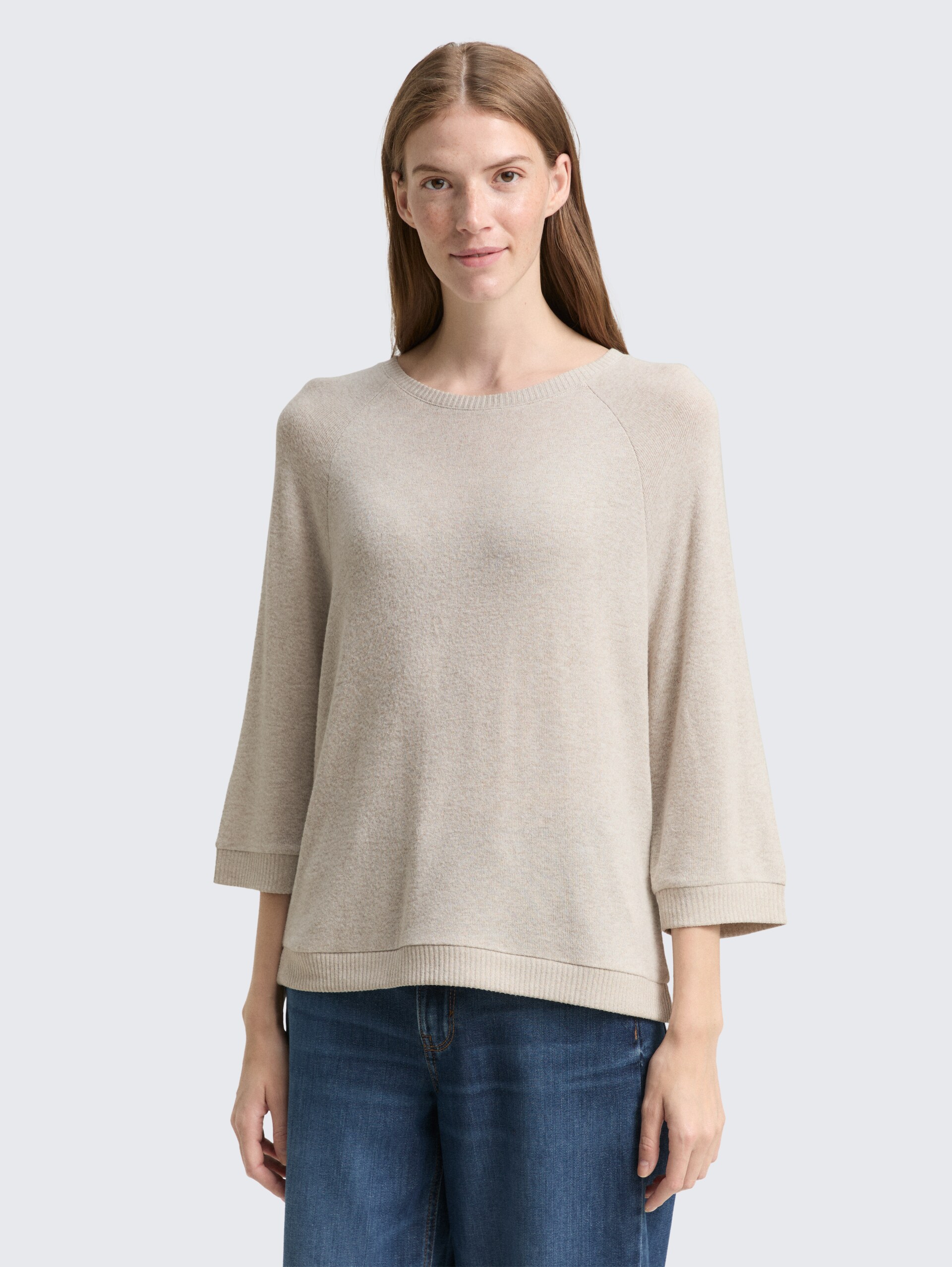 Langarmshirt mit Raglanärmeln - soft taupe melange - Ausschnitt Model-Vorderansicht