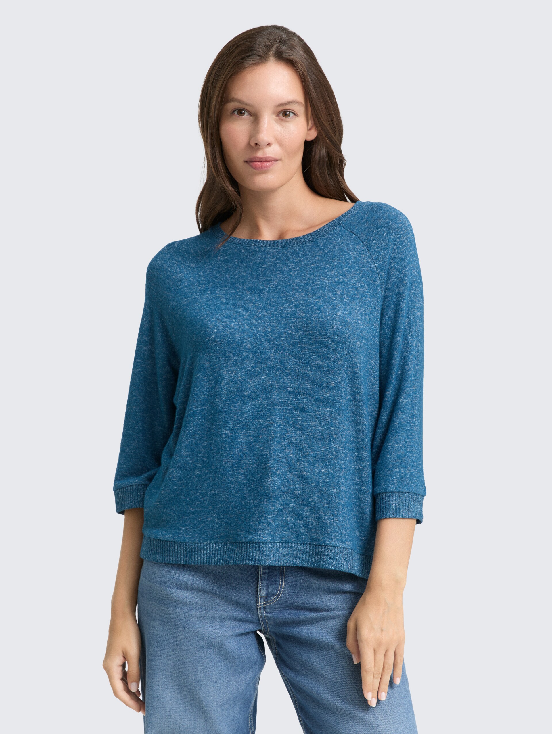 Langarmshirt mit Raglanärmeln - dark petrol melange - Ausschnitt Model-Vorderansicht