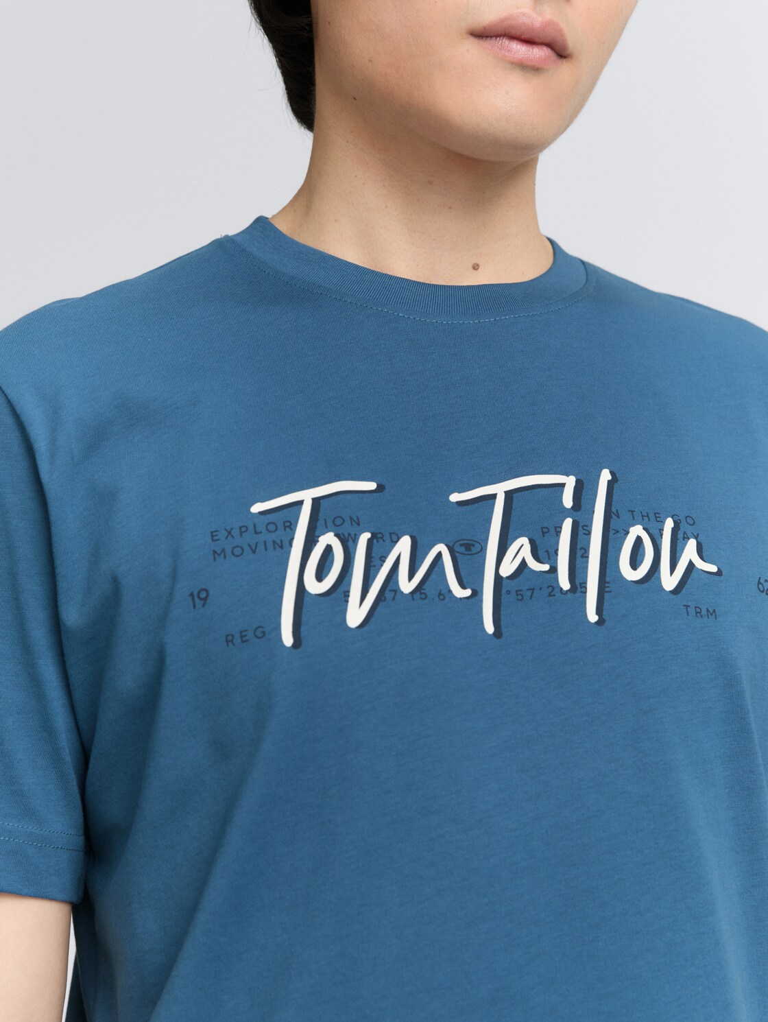 T-Shirt mit Logo-Print - real teal blue - Detail-Model-Ansicht