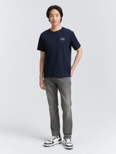 T-Shirt mit Print - sky captain blue - Model-Vorderansicht