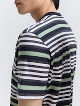 T-shirt met streepjespatroon - navy multicolor melange stripe - Detailaanzicht model