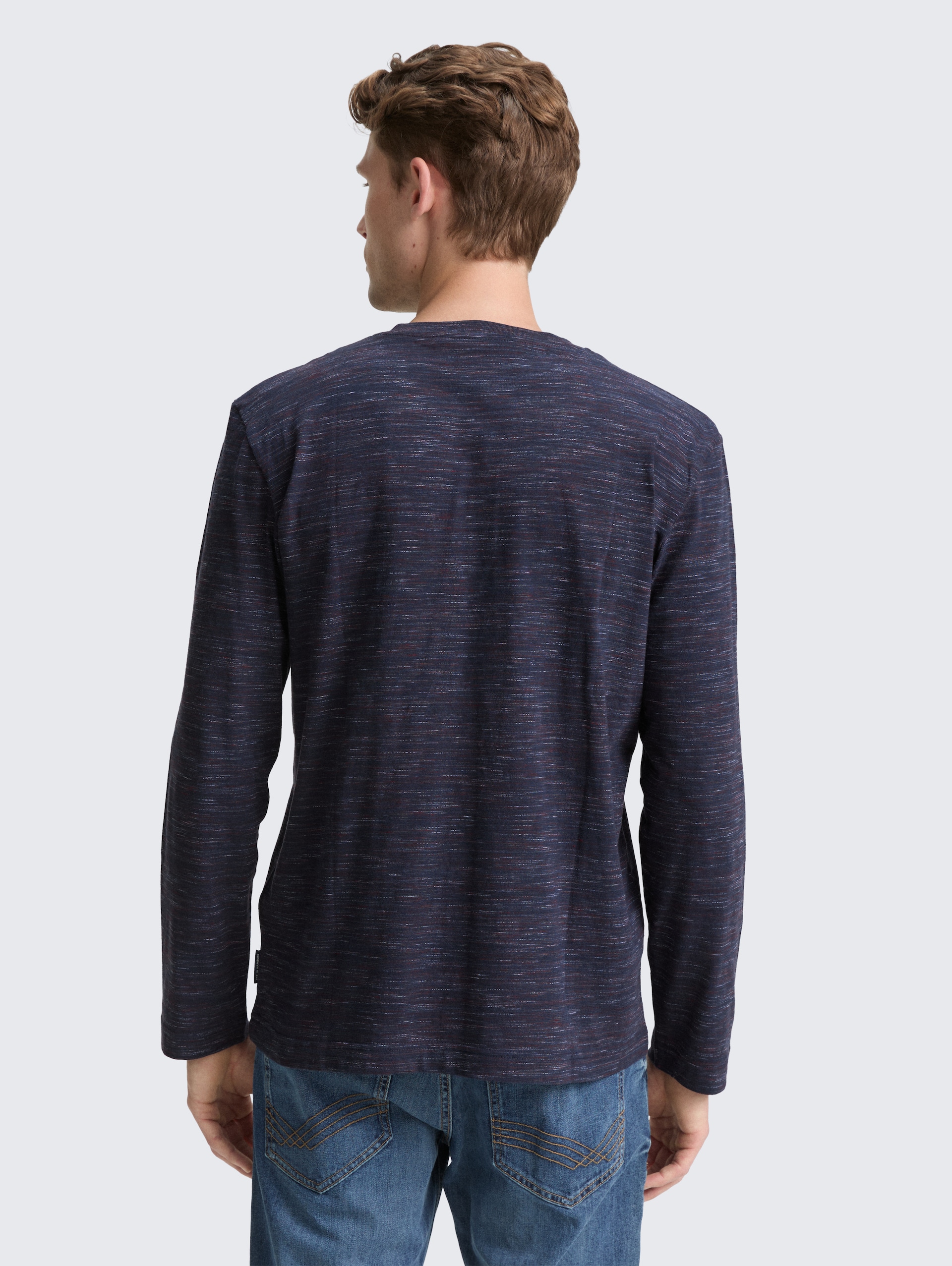 Serafino Langarmshirt - navy red multi inject - Auschnitt Model-Rückansicht