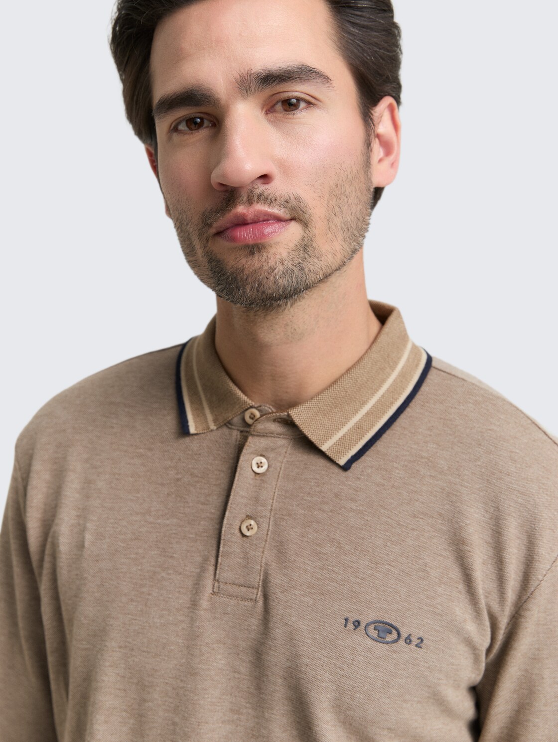 Langarm Piqué Poloshirt mit Logo-Print - brown cashew beige two tone