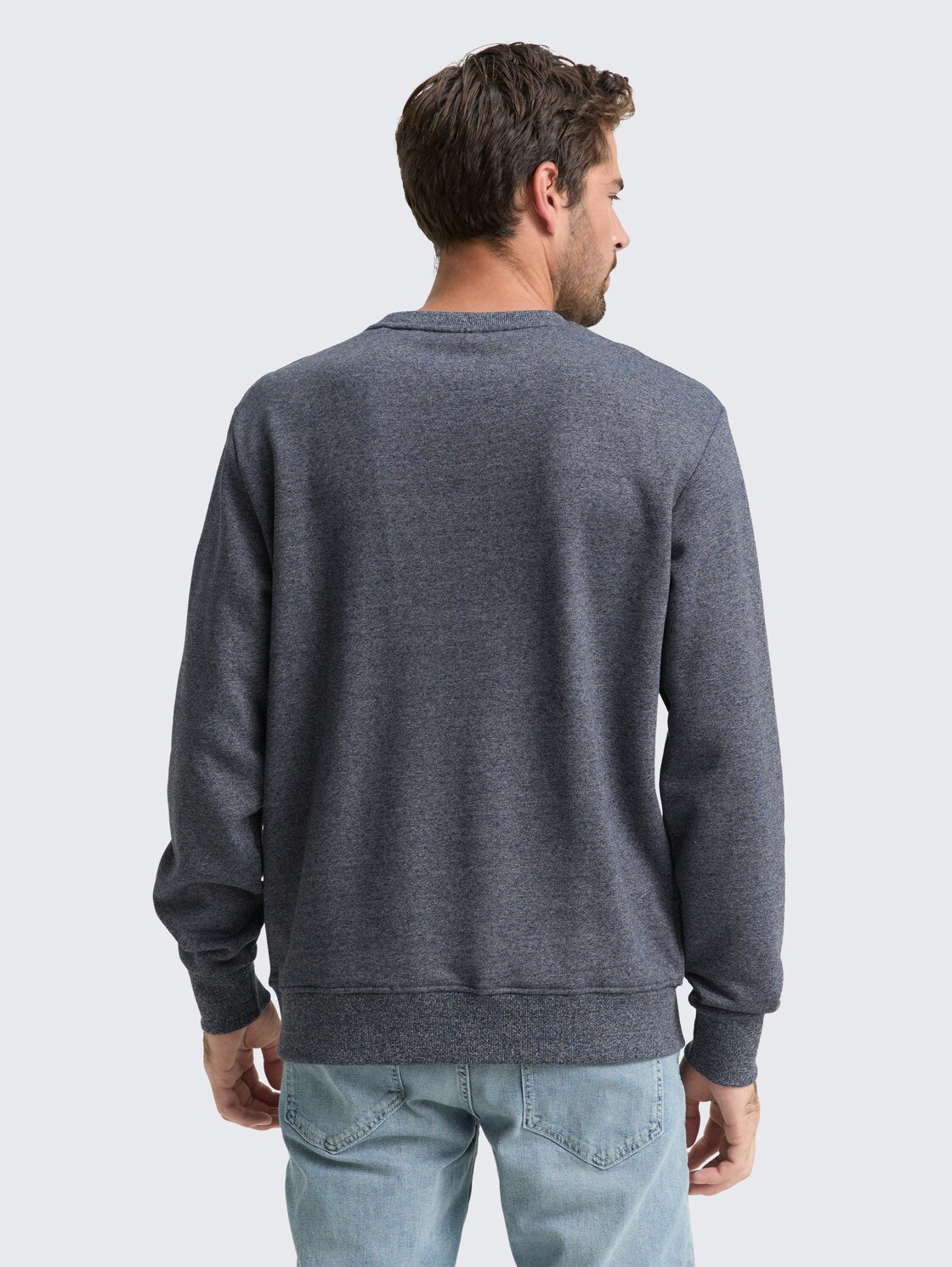 Sweatshirt in Melange-Optik - navy grindle structure - Auschnitt Model-Rückansicht