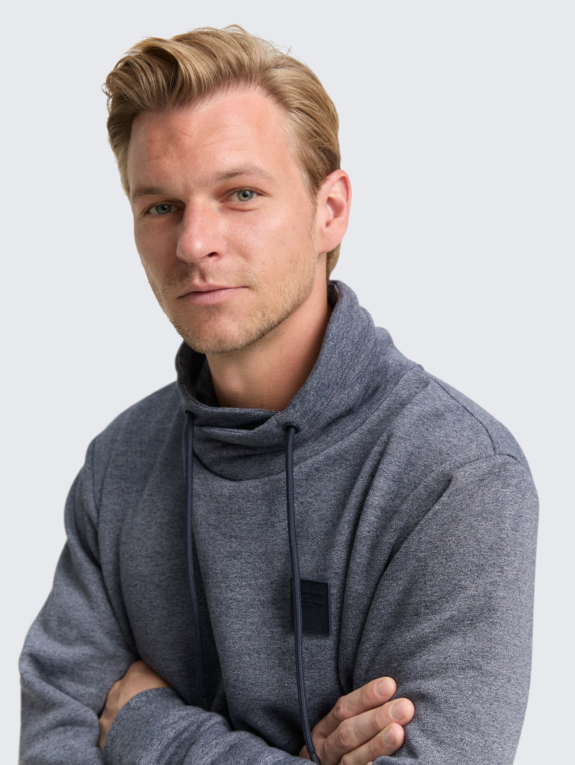 Snood Sweatshirt in Melange-Optik - navy grindle structure - Detail-Model-Ansicht