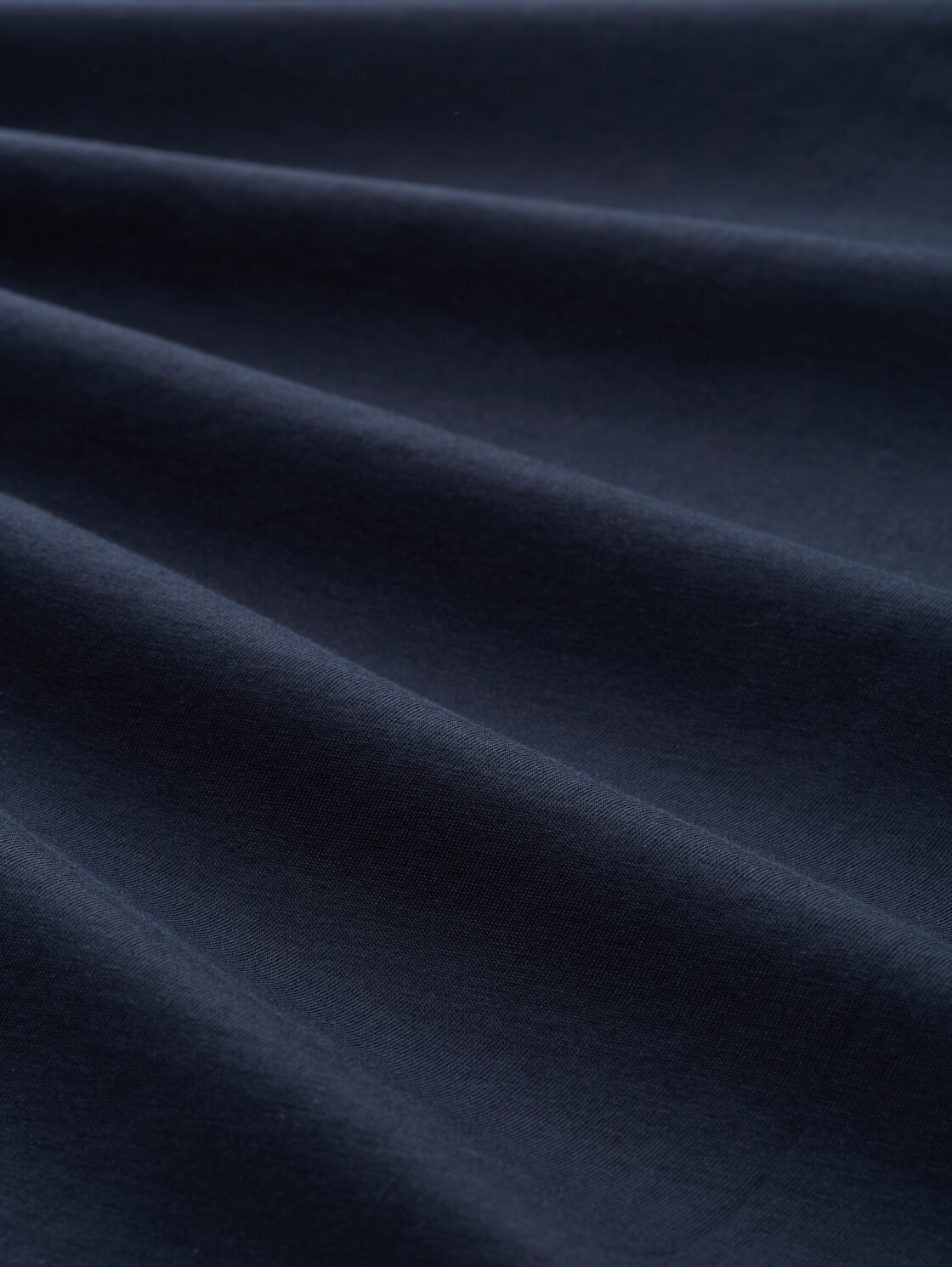 T-Shirt mit Print - sky captain blue - Material-Ansicht