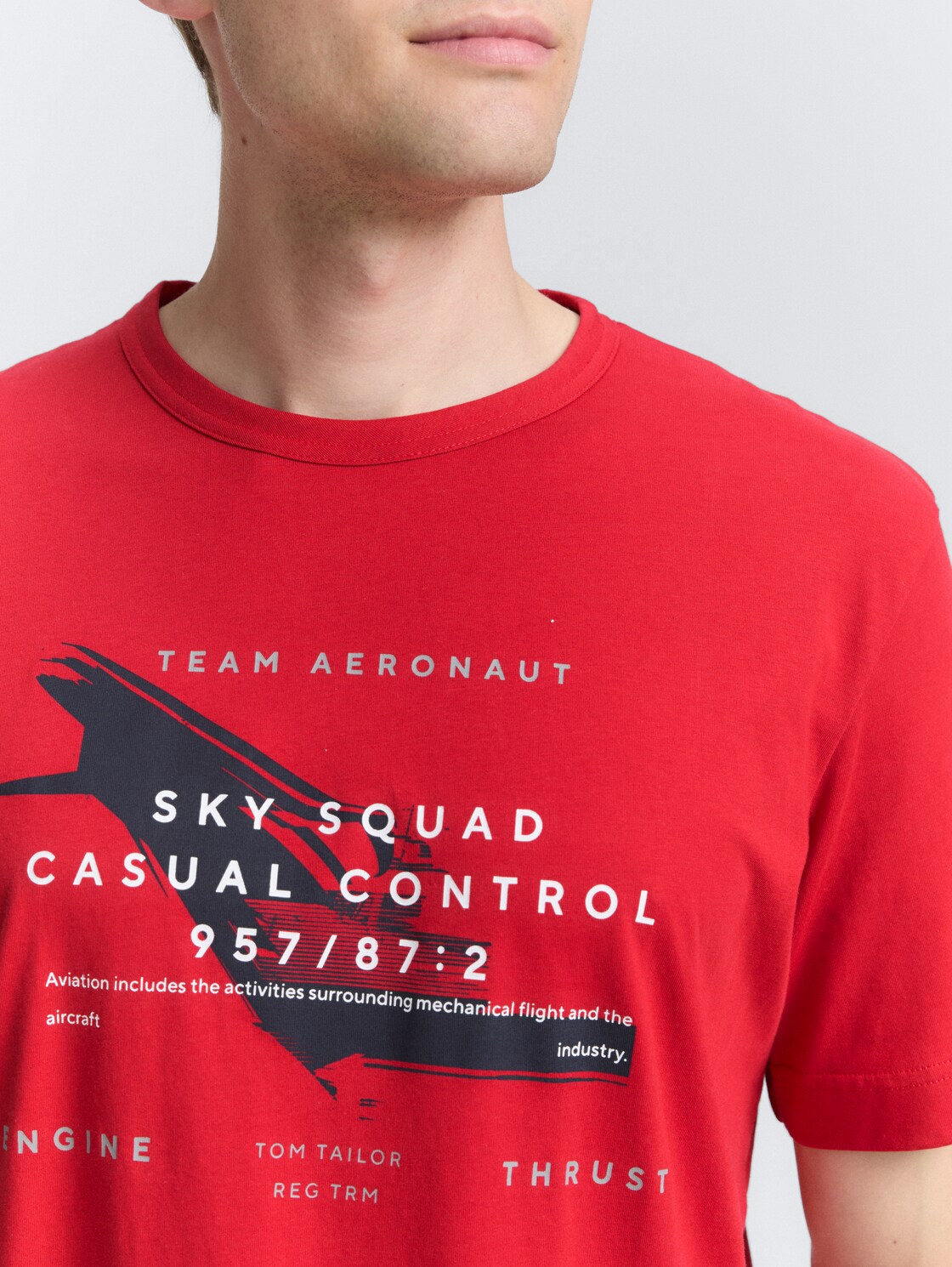 T-Shirt mit Print - Samba Red - Detail-Model-Ansicht