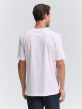 T-shirt à imprimé photo - White - Découpe Vue arrière du modèle