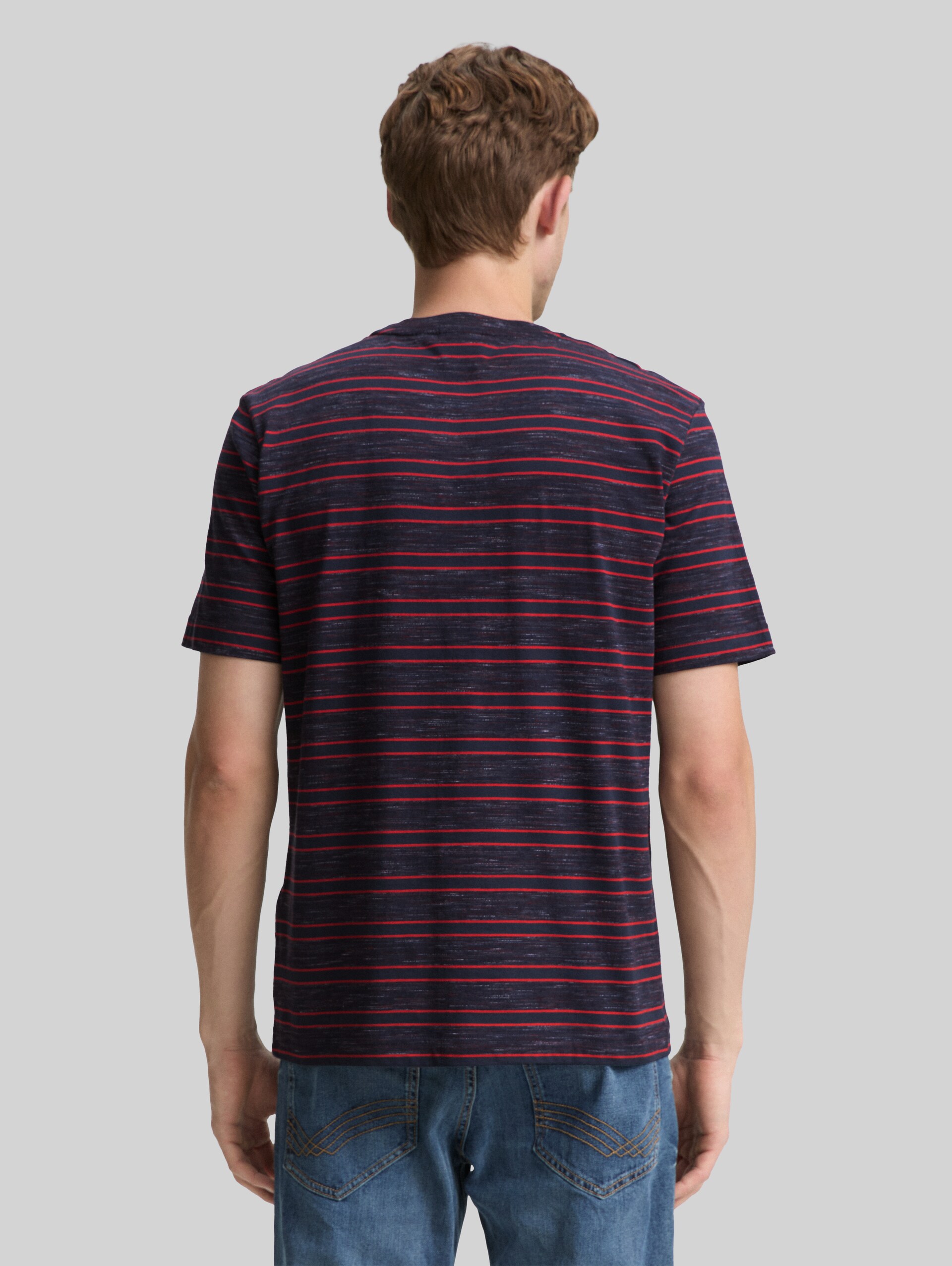 T-shirt with striped pattern - navy yarn dye stripe - Neckline model-back view