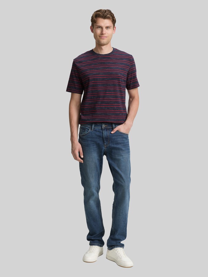 T-Shirt mit Streifenmuster von Men, navy yarn dye stripe