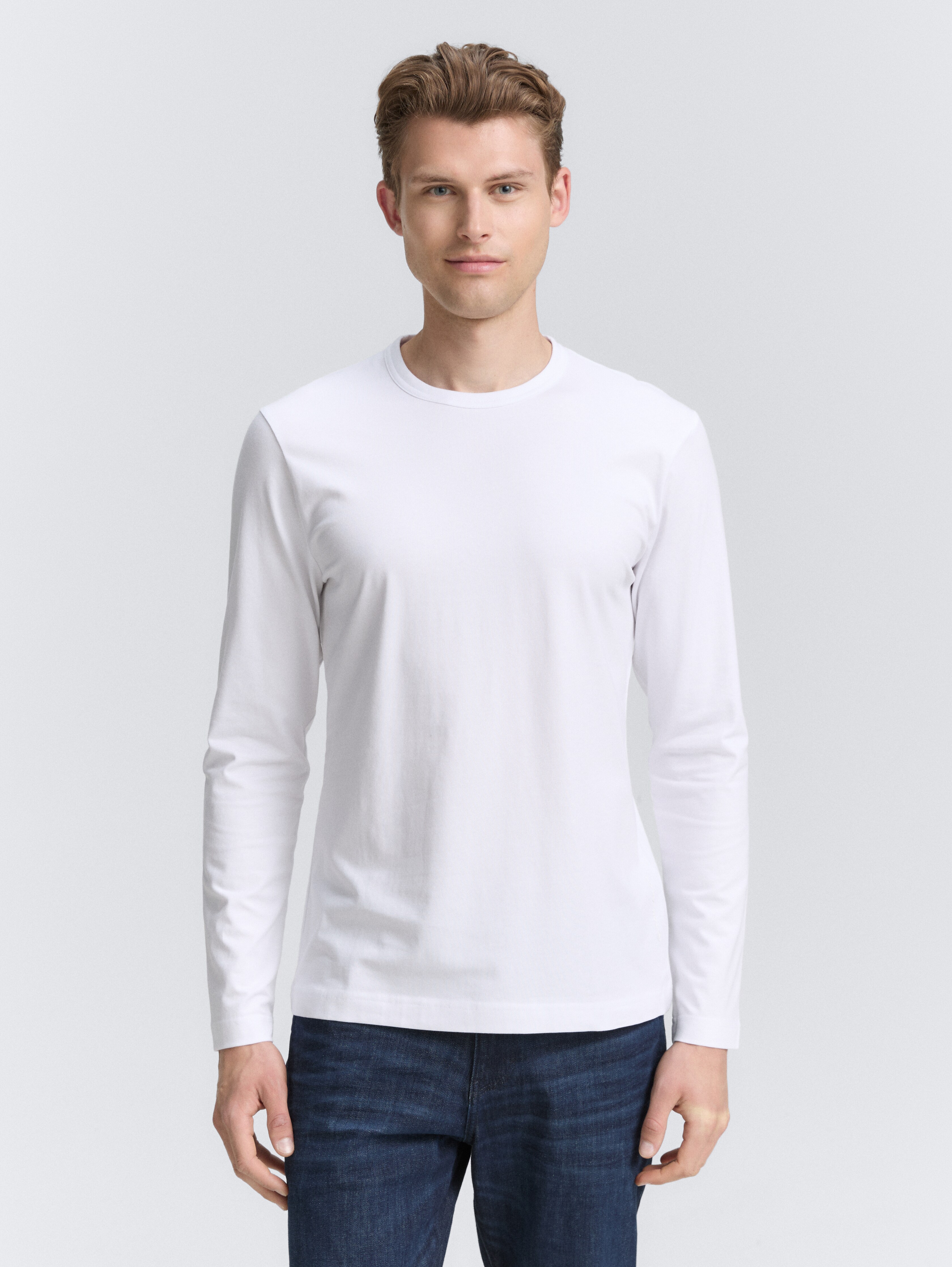 Slim Fit Langarmshirt mit Stretch von Men, White