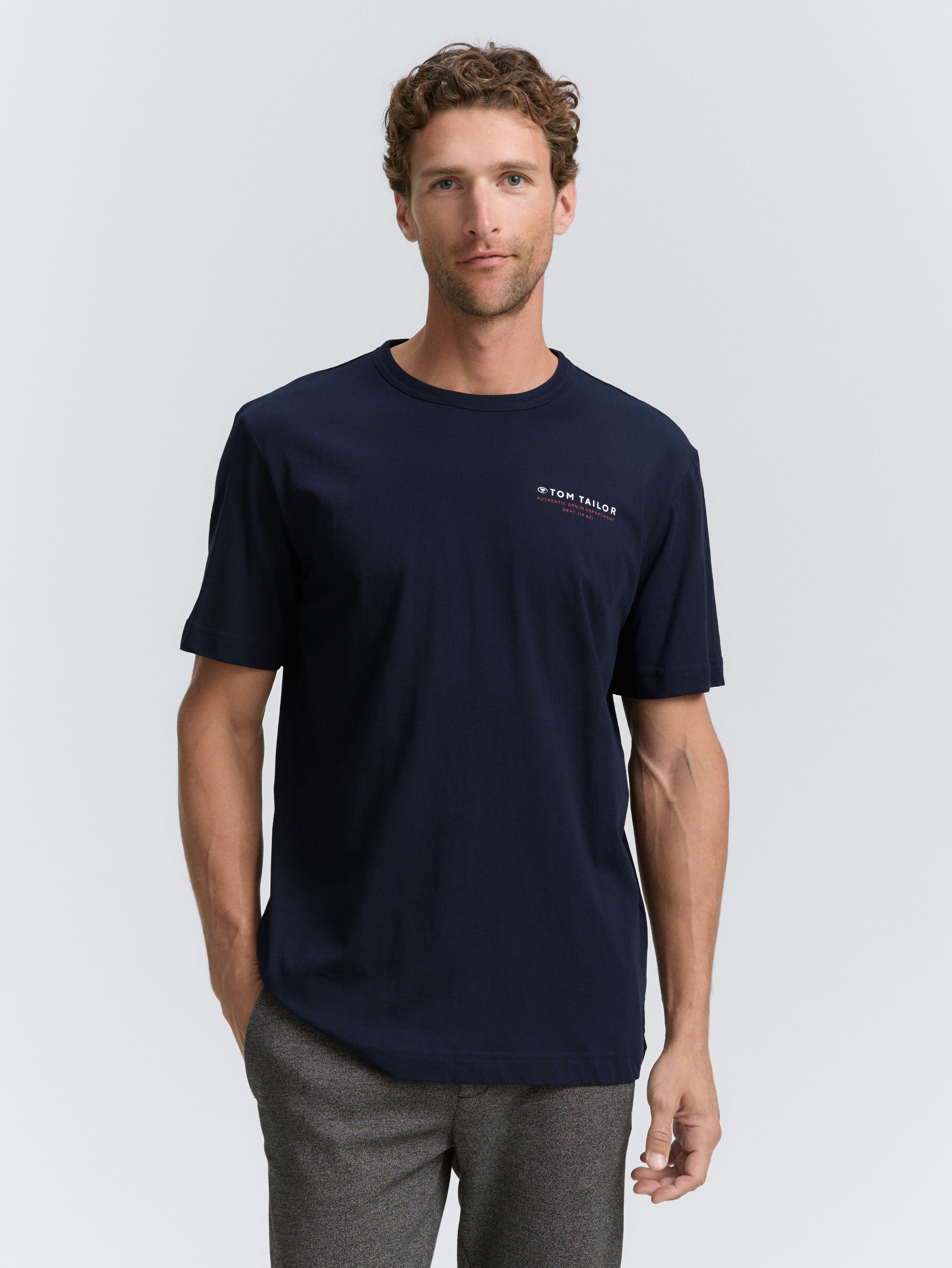 T-Shirt mit Print von Men, sky captain blue