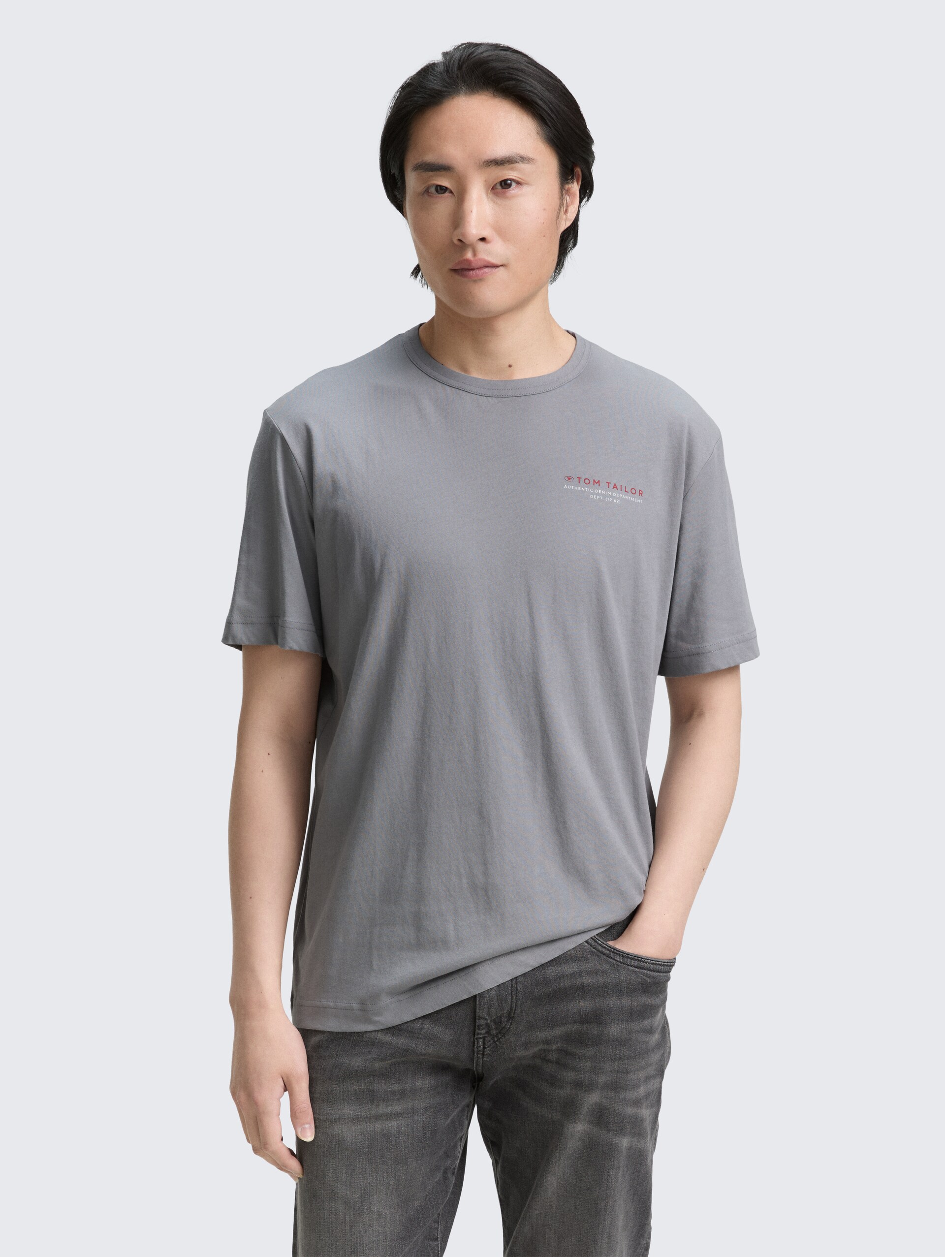T-Shirt mit Print - formal grey - Ausschnitt Model-Vorderansicht