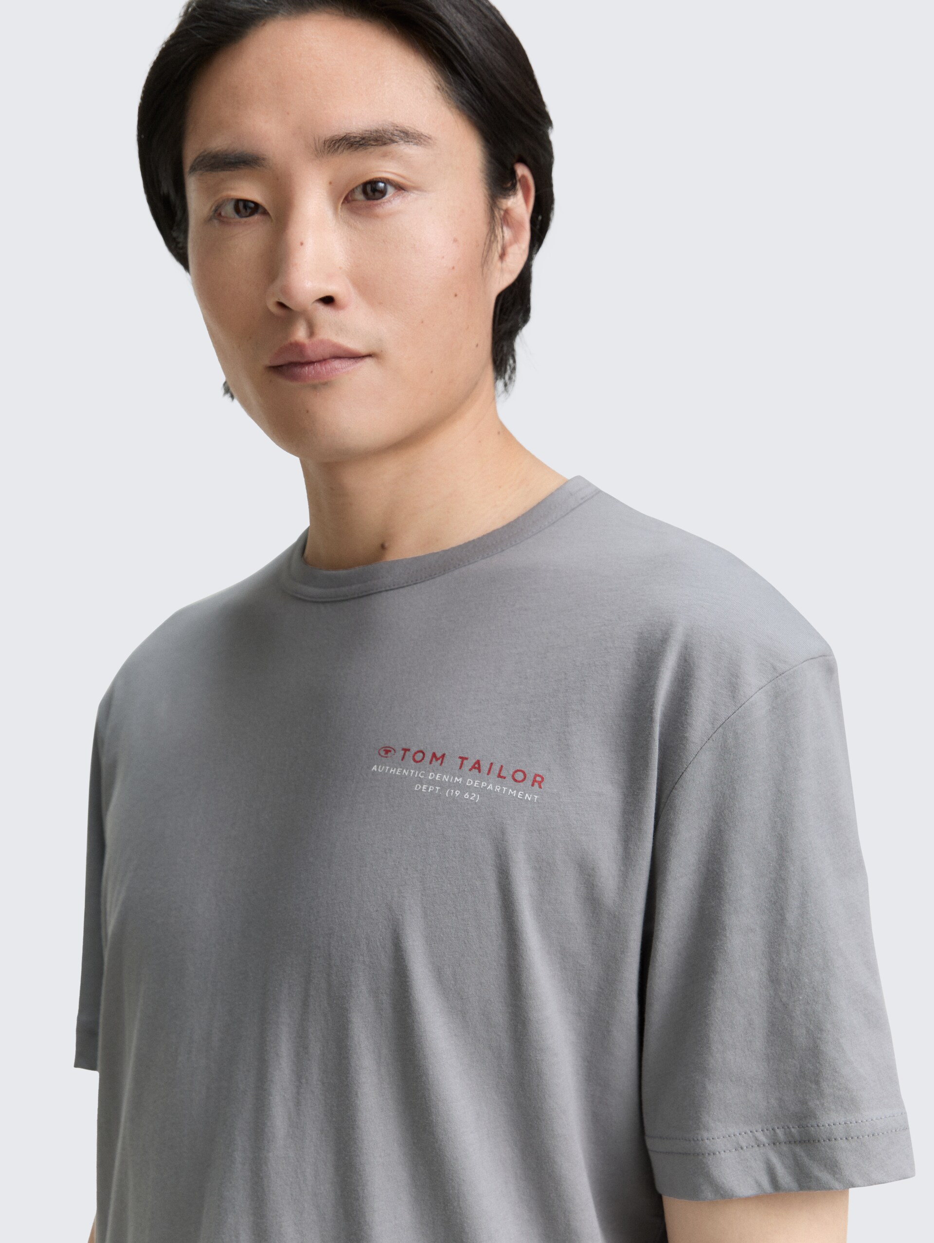 T-Shirt mit Print - formal grey - Detail-Model-Ansicht