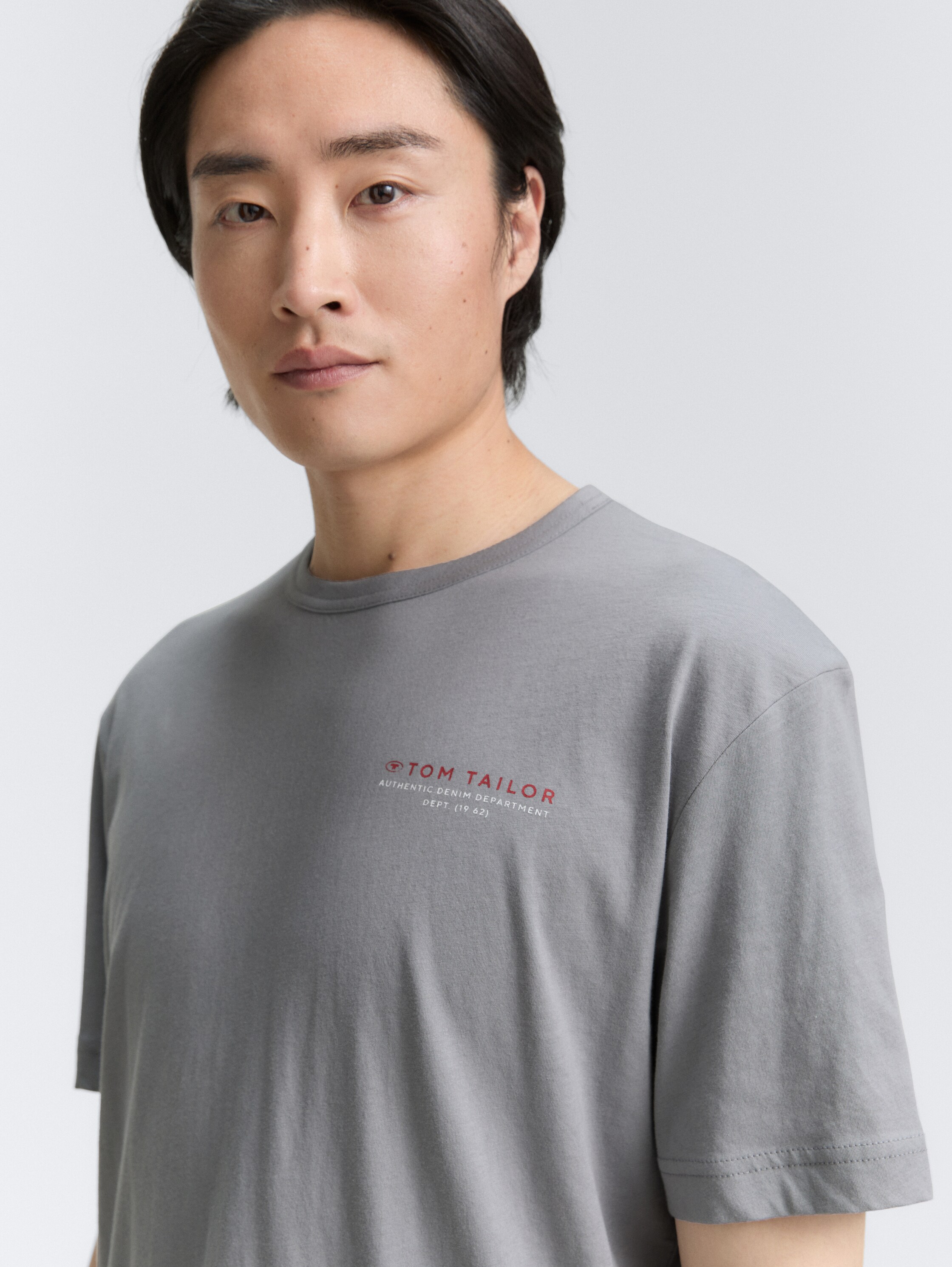 T-Shirt mit Print - formal grey - Detail-Model-Ansicht