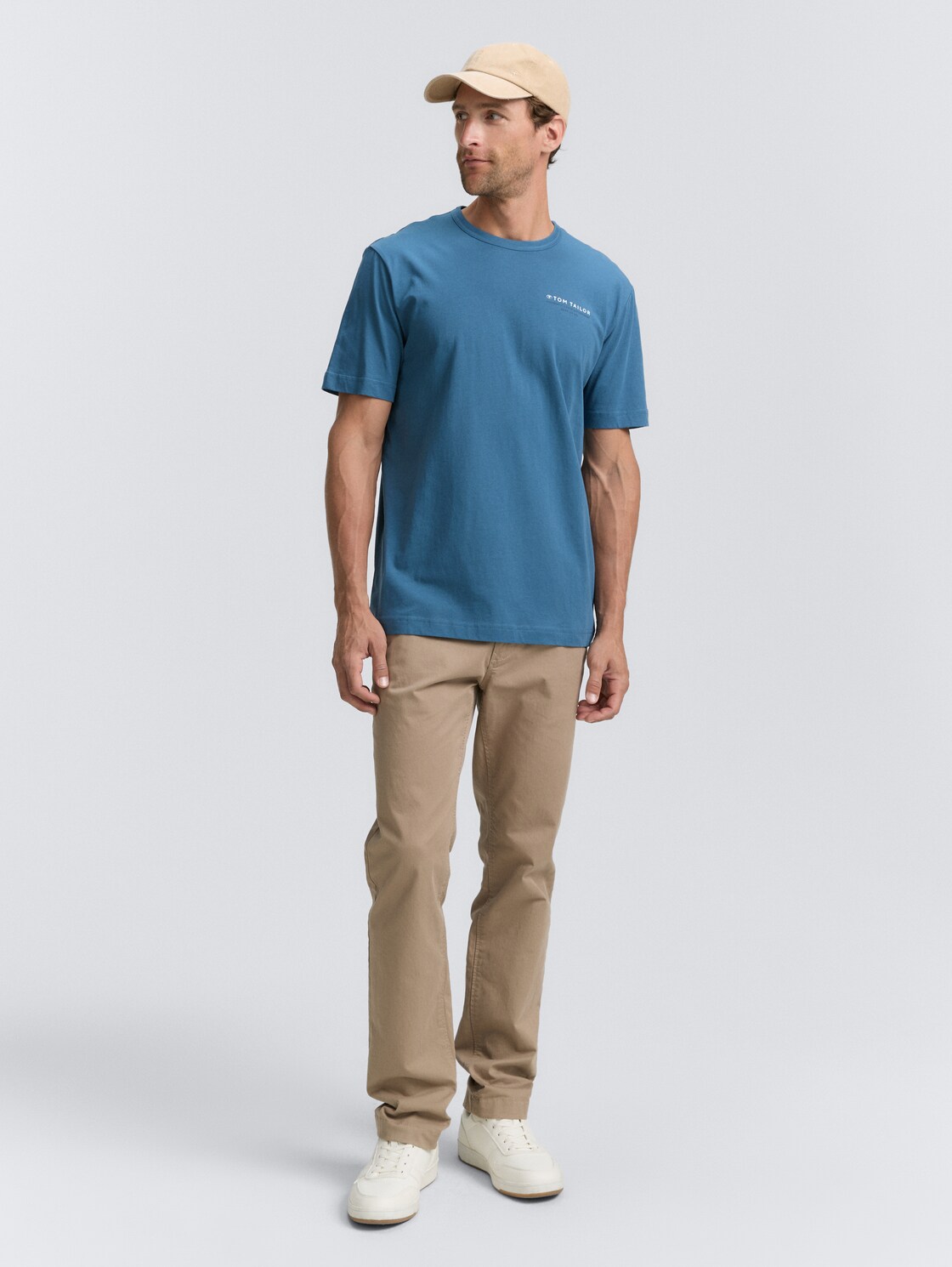 T-Shirt mit Print - real teal blue - Model-Vorderansicht