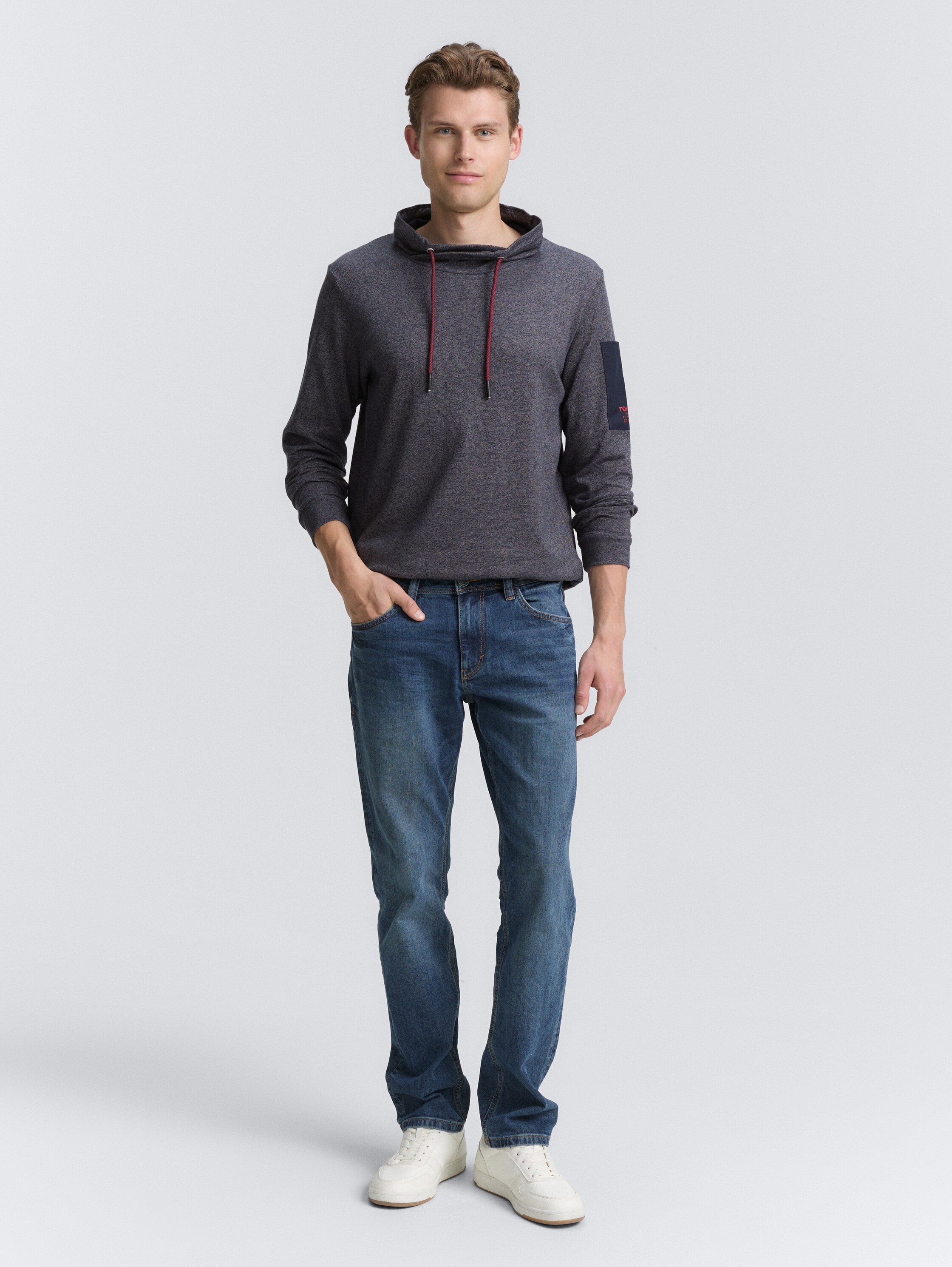 Snood Langarmshirt aus Baumwolle - navy grey grindle structure - Model-Vorderansicht