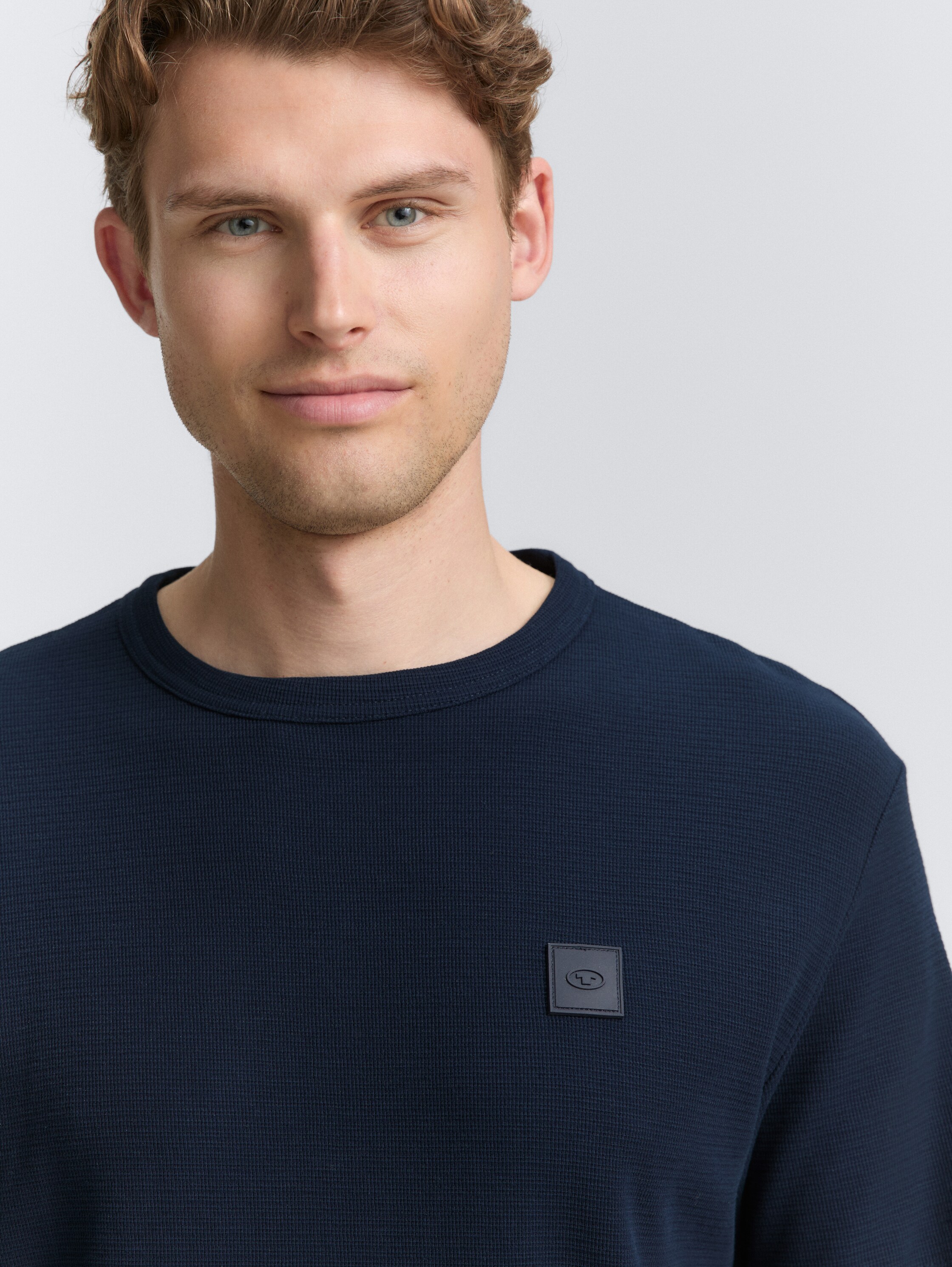 T-shirt met logo-badge - sky_captain_blue_1 - 